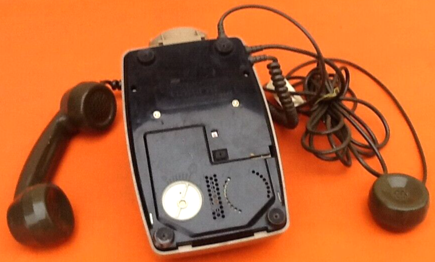 1980s Socotel Model S63 rotary phone with earphone
