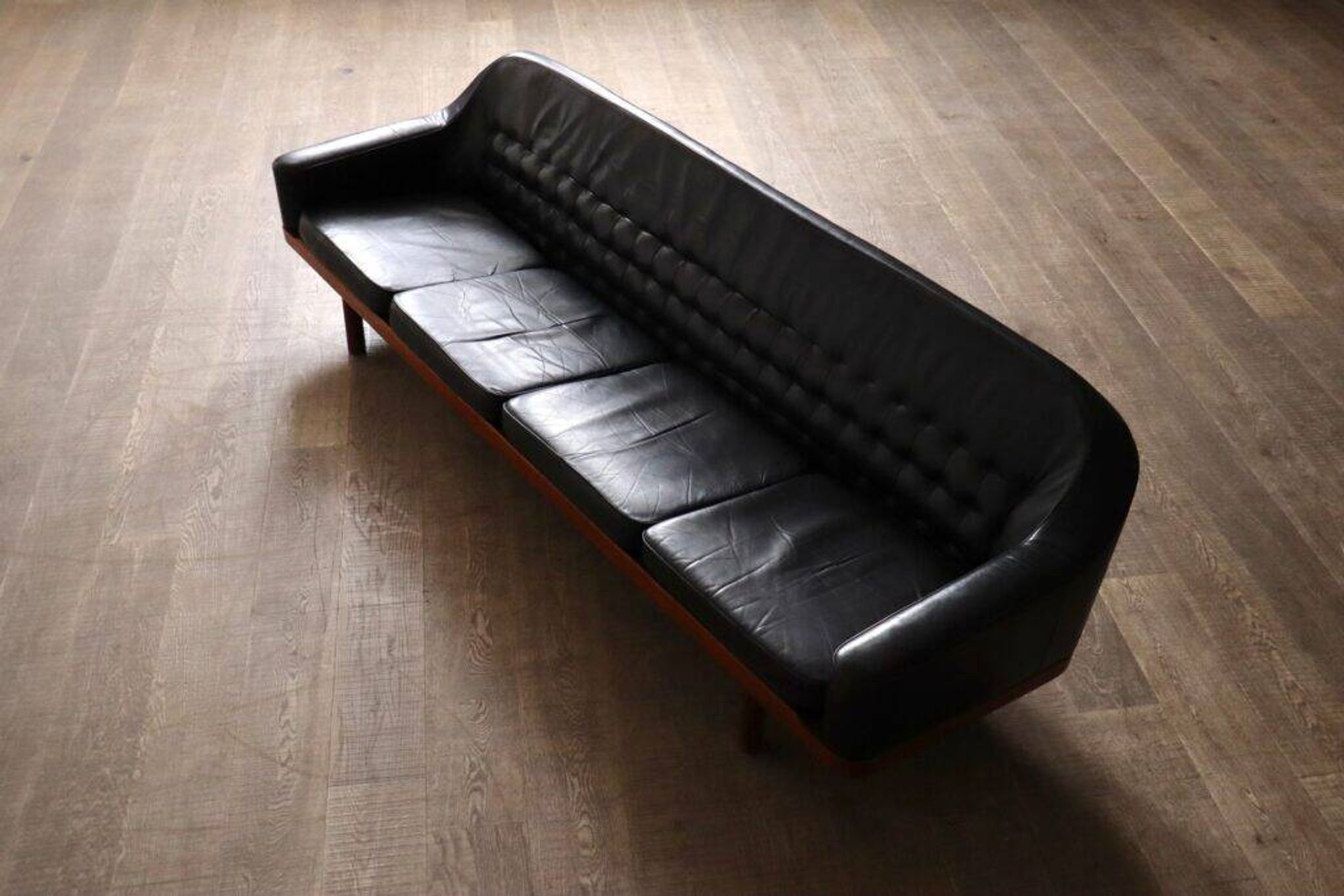 Canapé Arne Halvorsen '2010' en cuir noir, Norvège, années 1960.