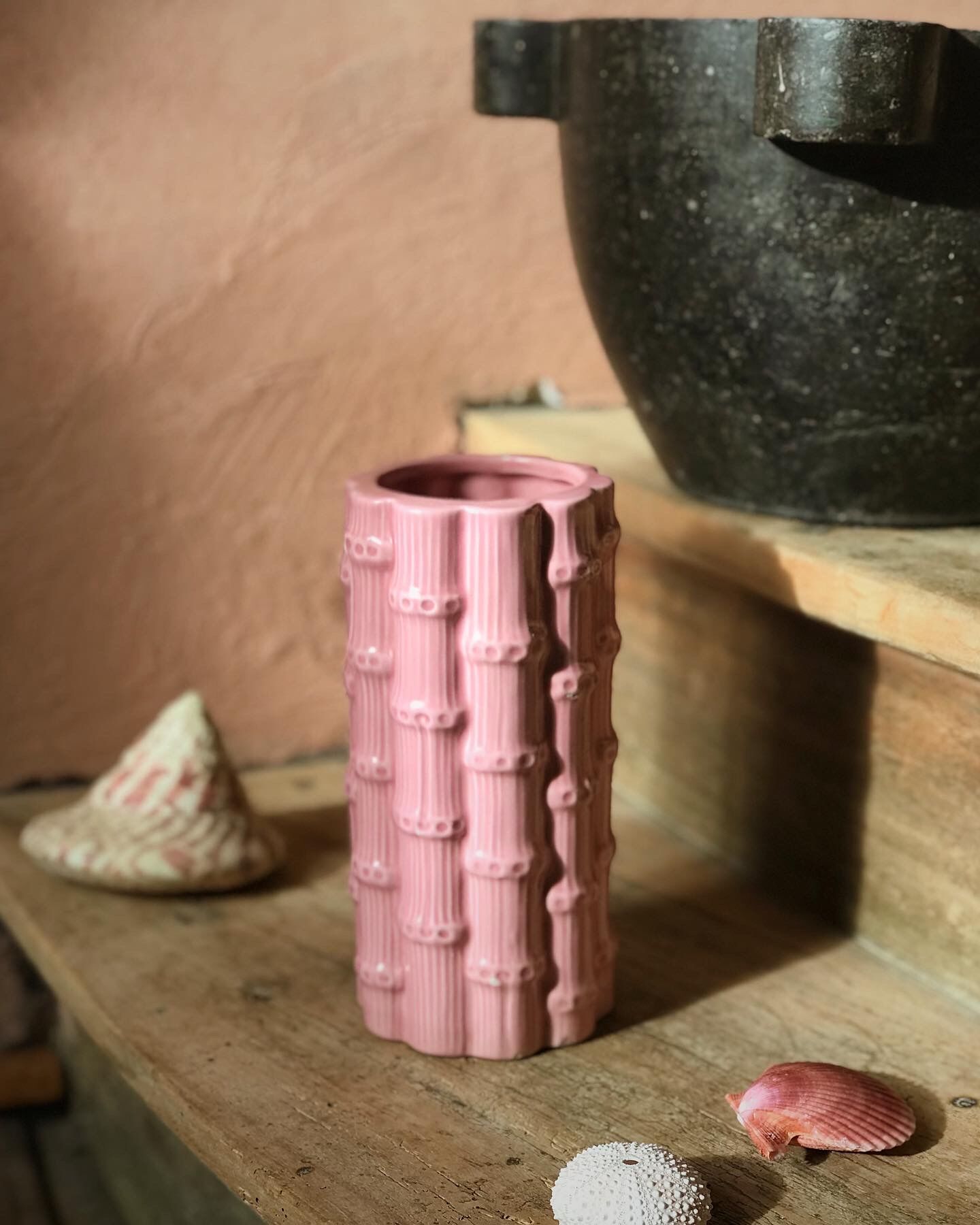 Bamboo vase 50s pink