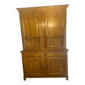 Beautiful two-body oak sideboard.