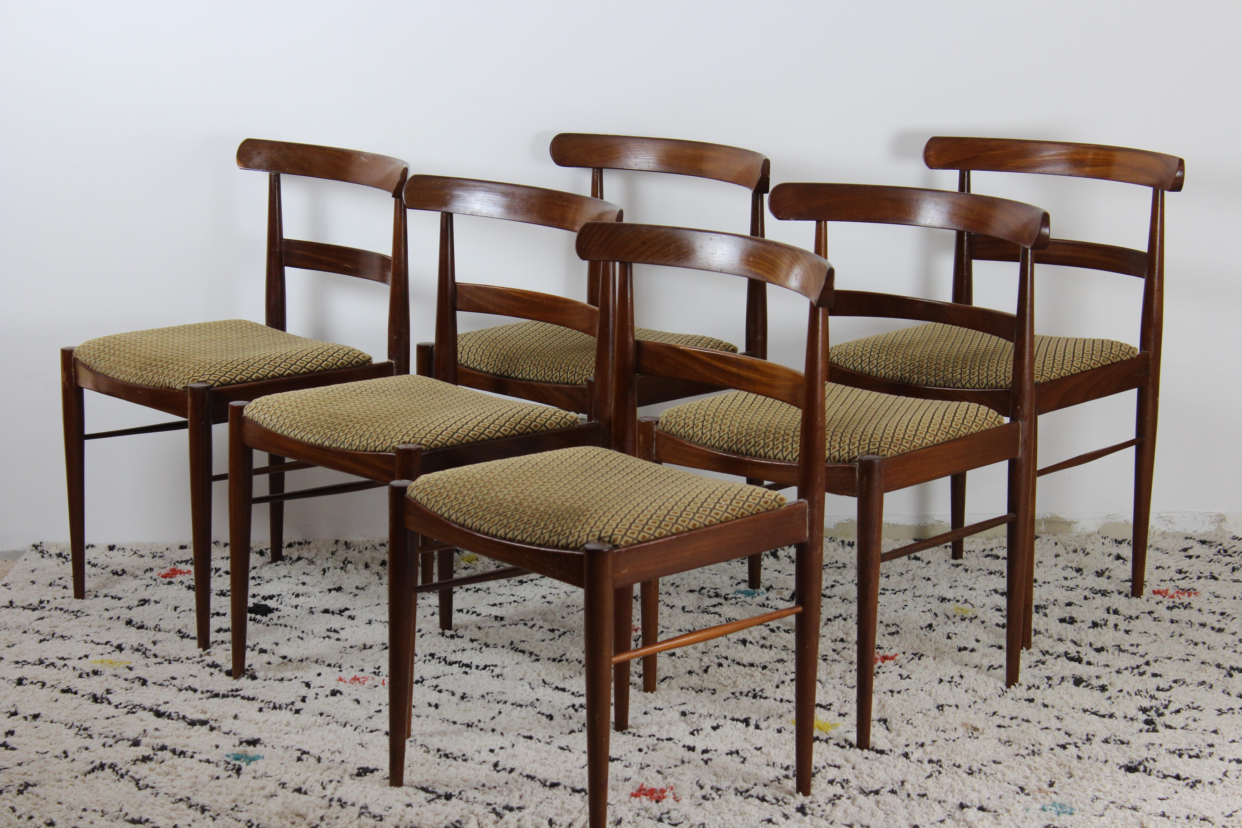 Ensemble de 6 chaises scandinaves vintage