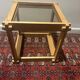 Table brutaliste en bois et verre fumé