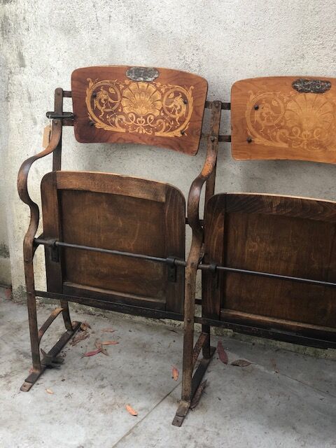 Triple show chair 1920/1930