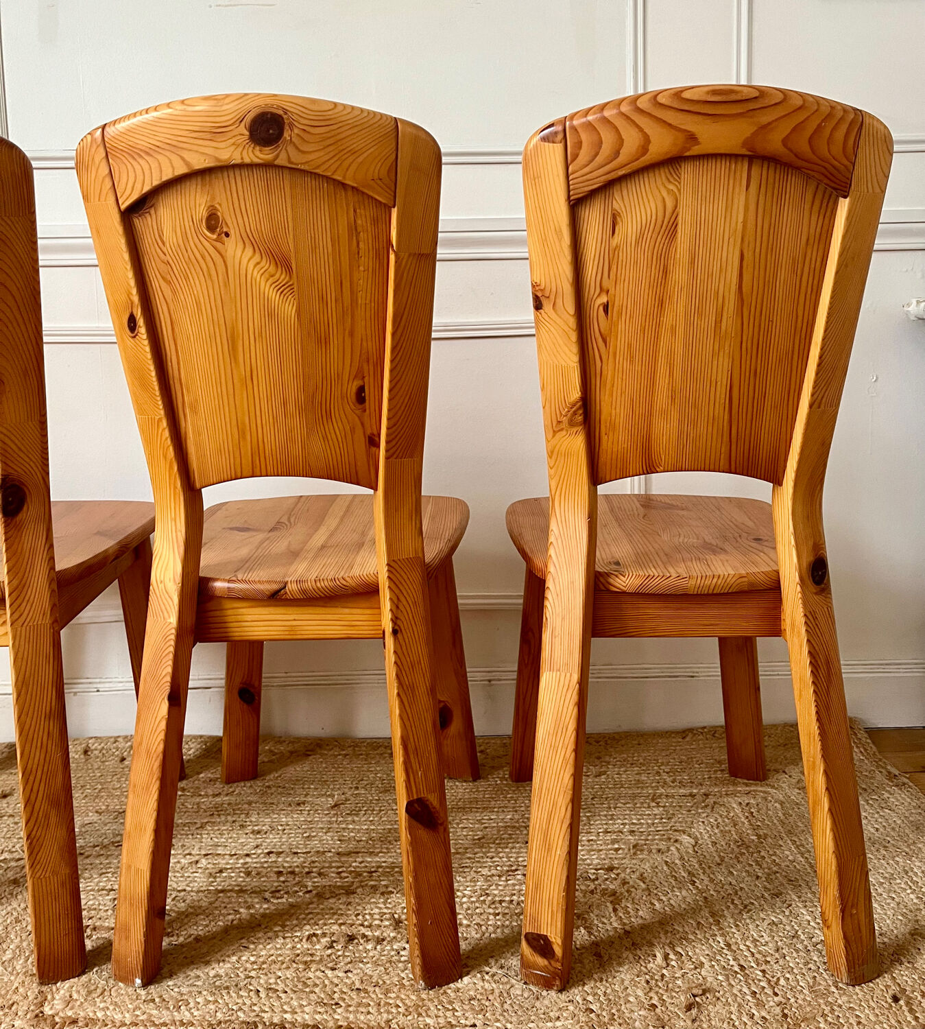 Set of 4 solid pine chairs in chalet style
