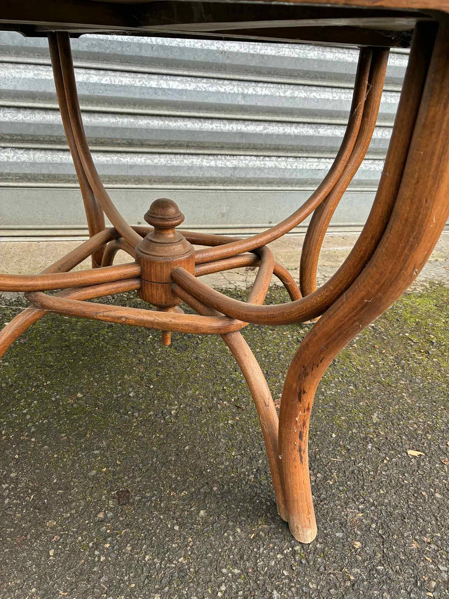 Side table/coffee table