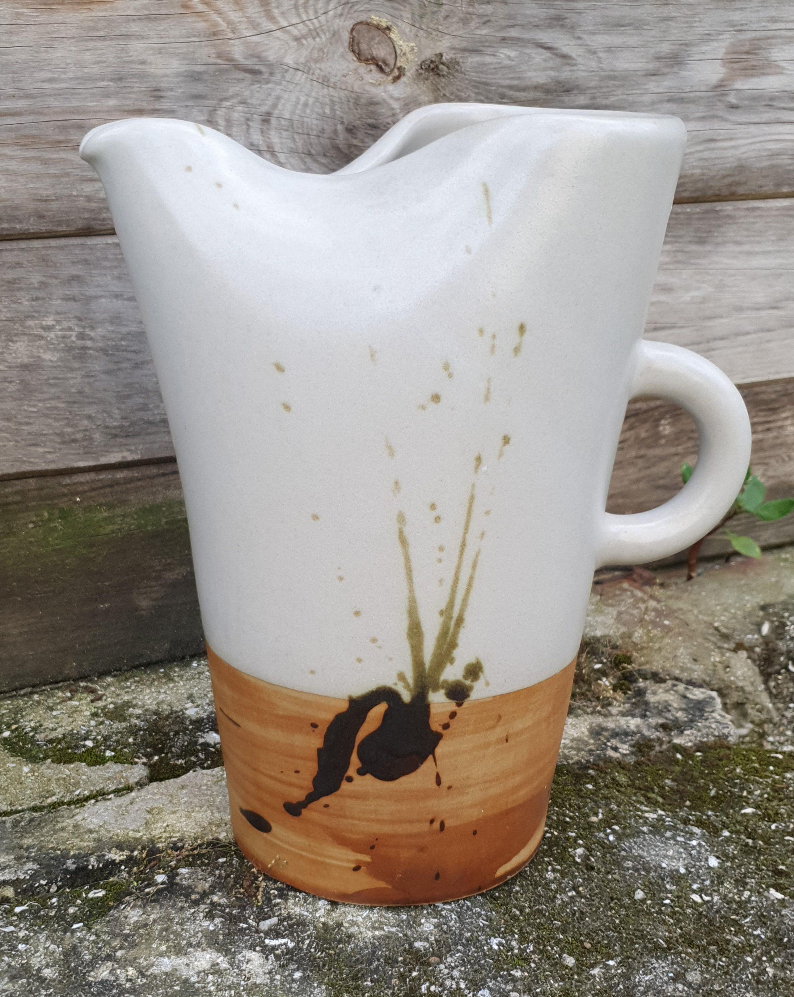 Ceramic vase from La Colombe