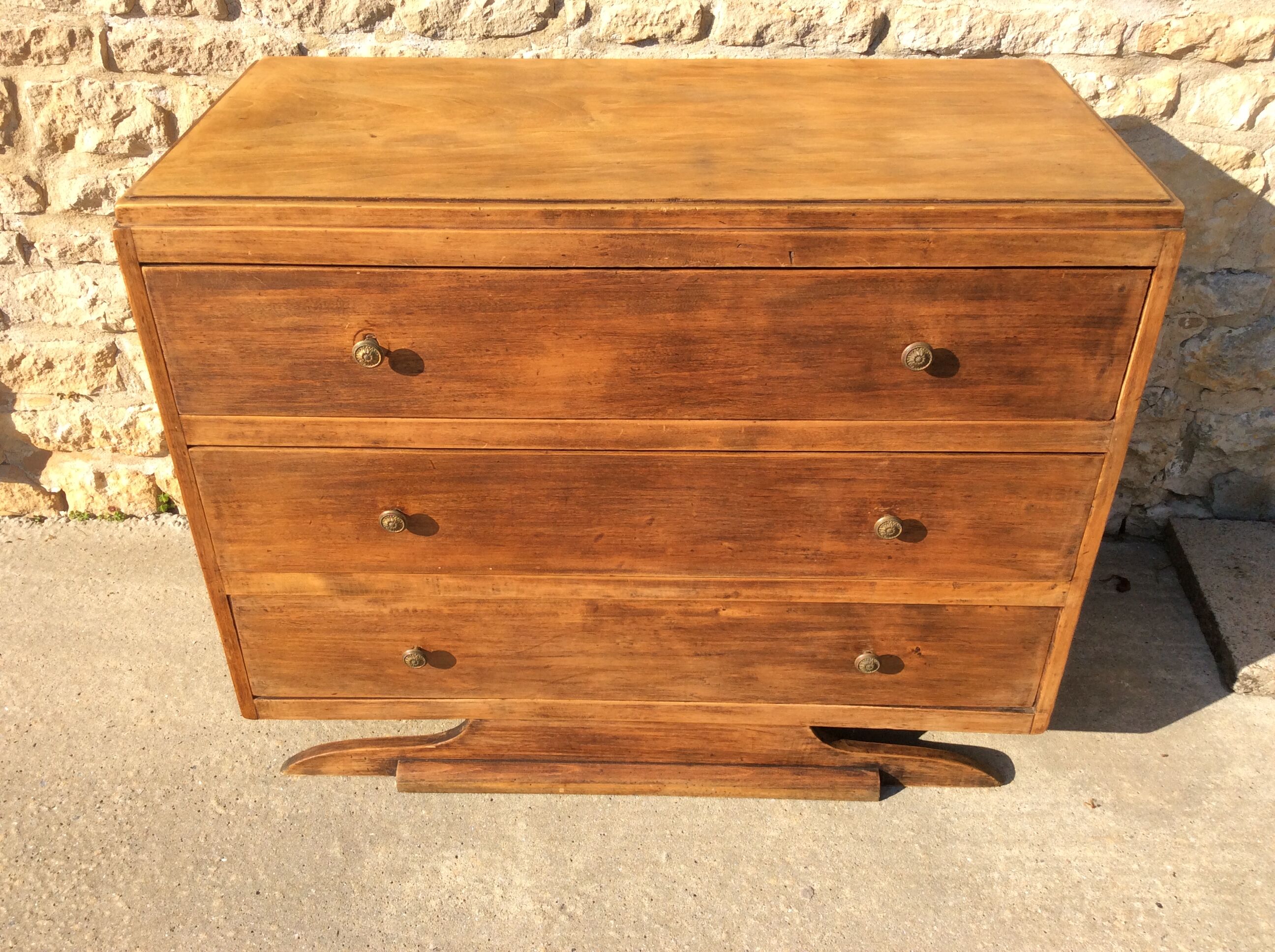 Art deco style dresser