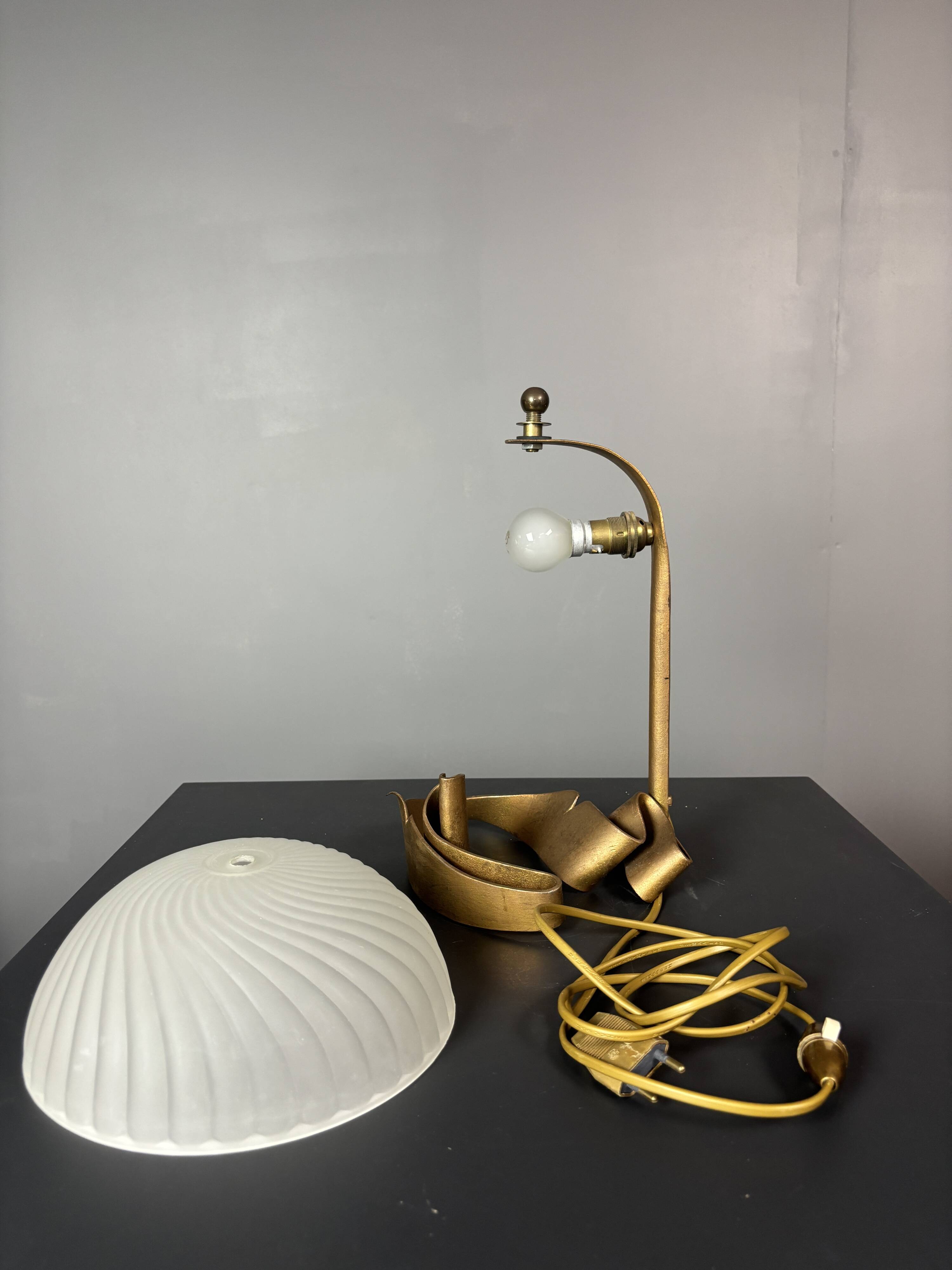 Artisanal hand made brutalist art deco style wrought iron desk lamp, 1980s