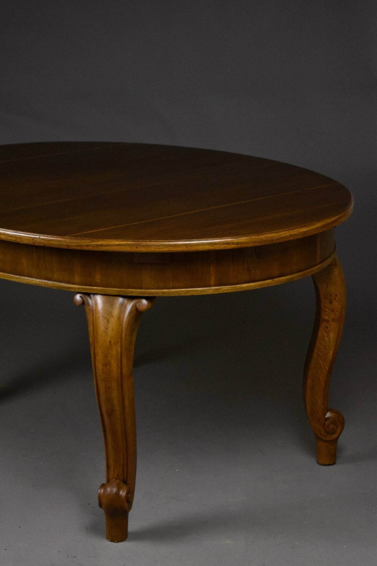 Grande table à manger extensible en chêne, début du 20e siècle