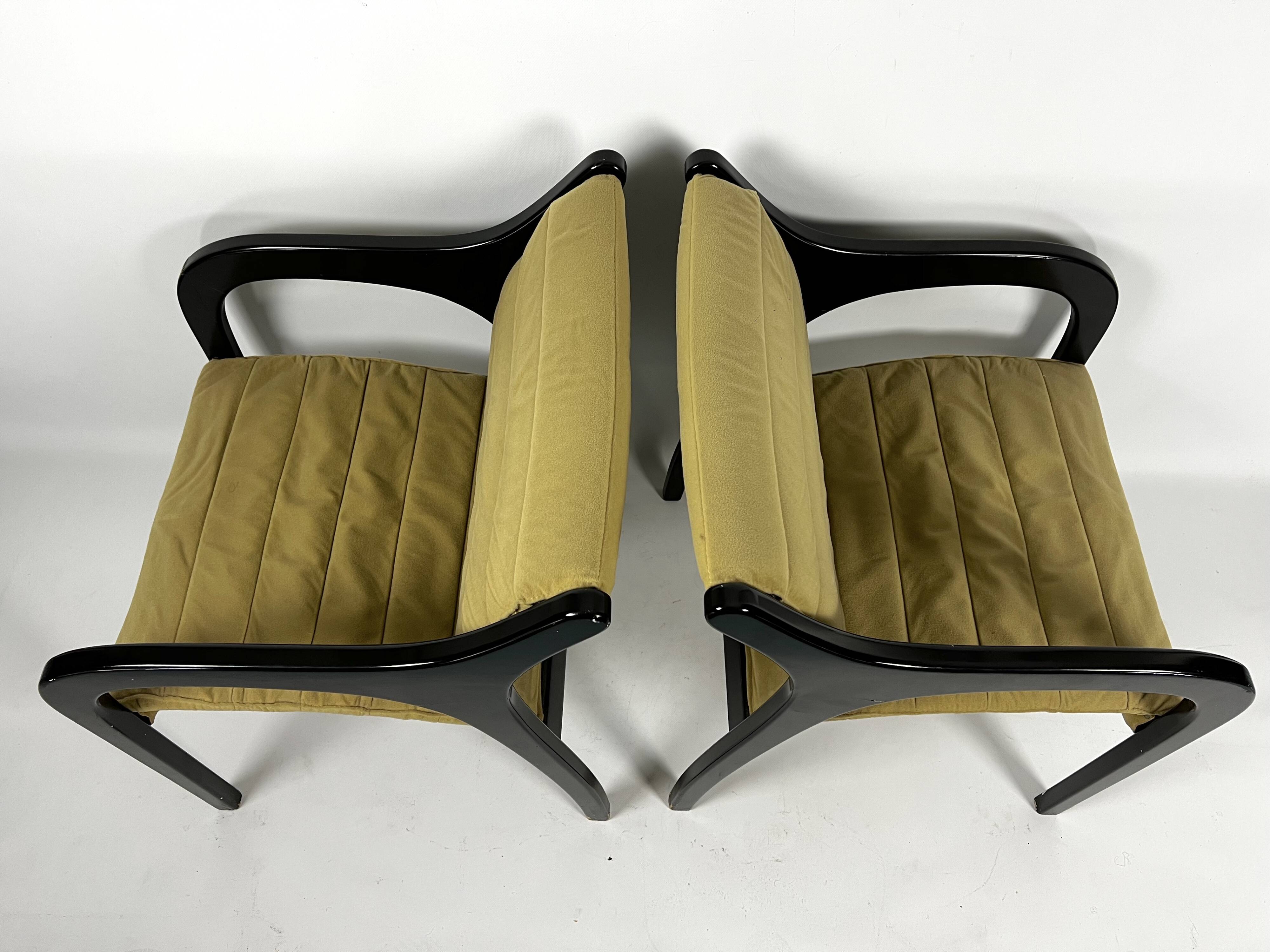 Mid-Century pair of Vivalda lounge chairs by Claudio Salocchi for Sormani. 1960s