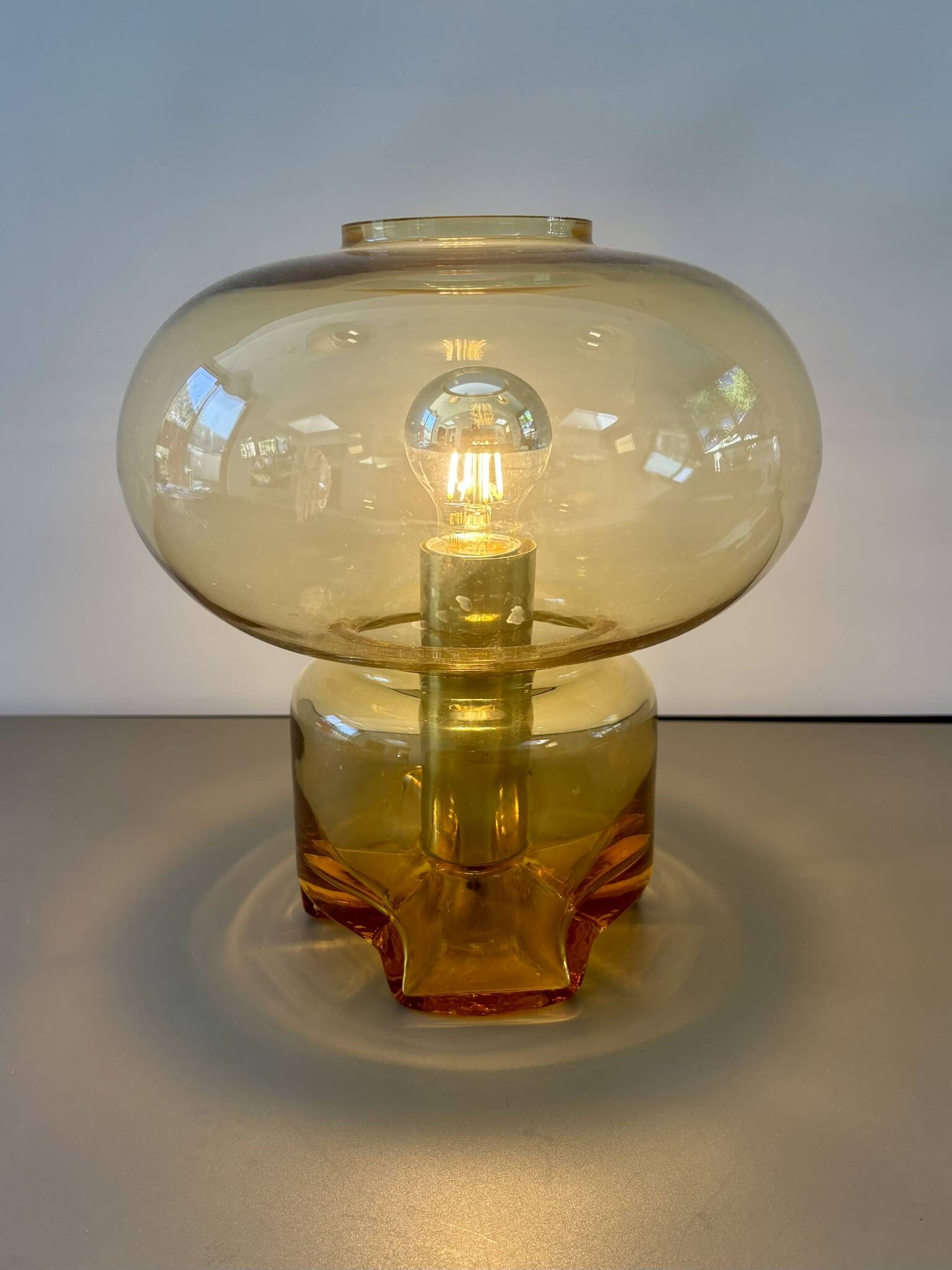 VeArt lamp
