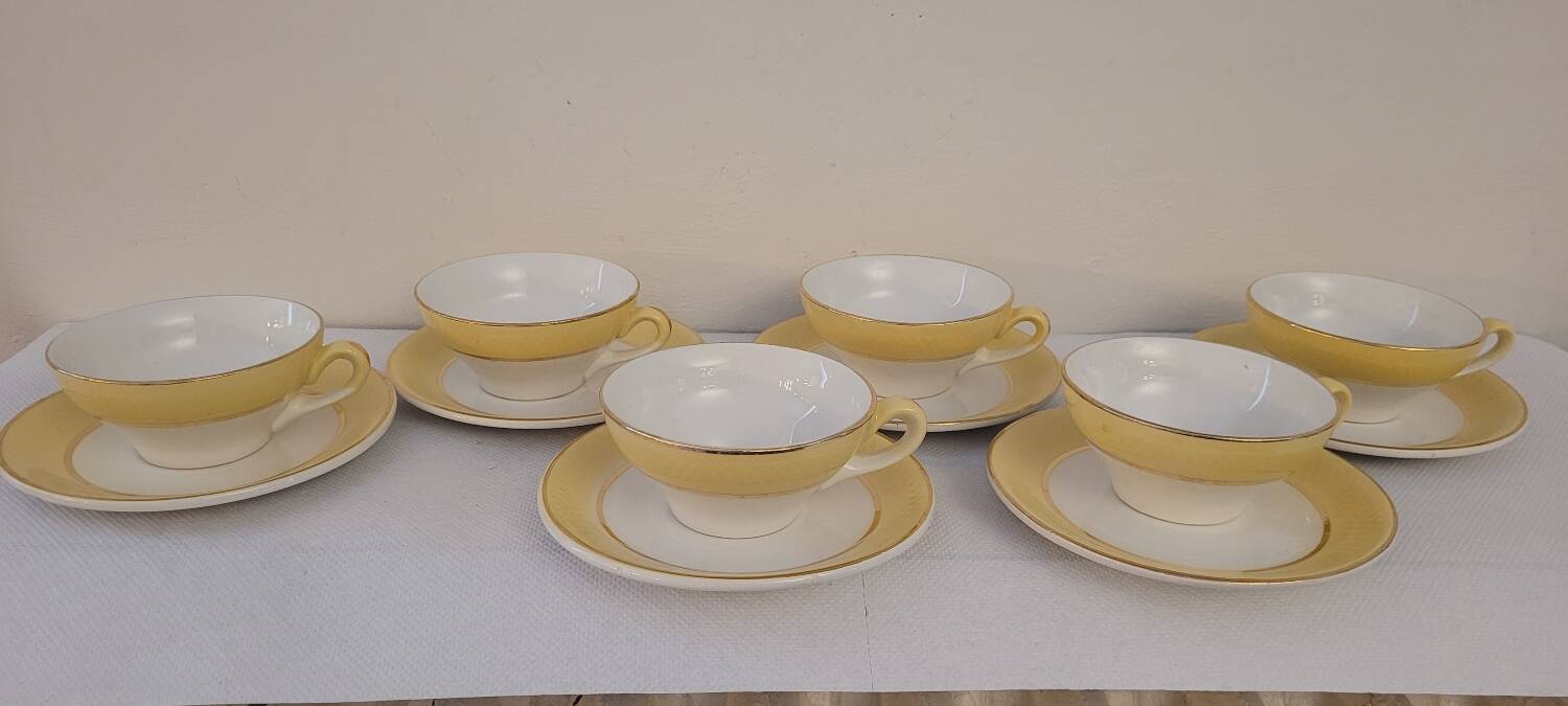 60's cups and saucers