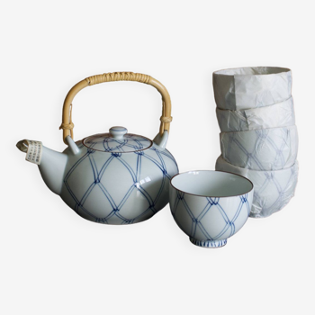 Blue vintage Japanese tea set