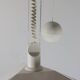 Vintage suspension design, 1980s style.