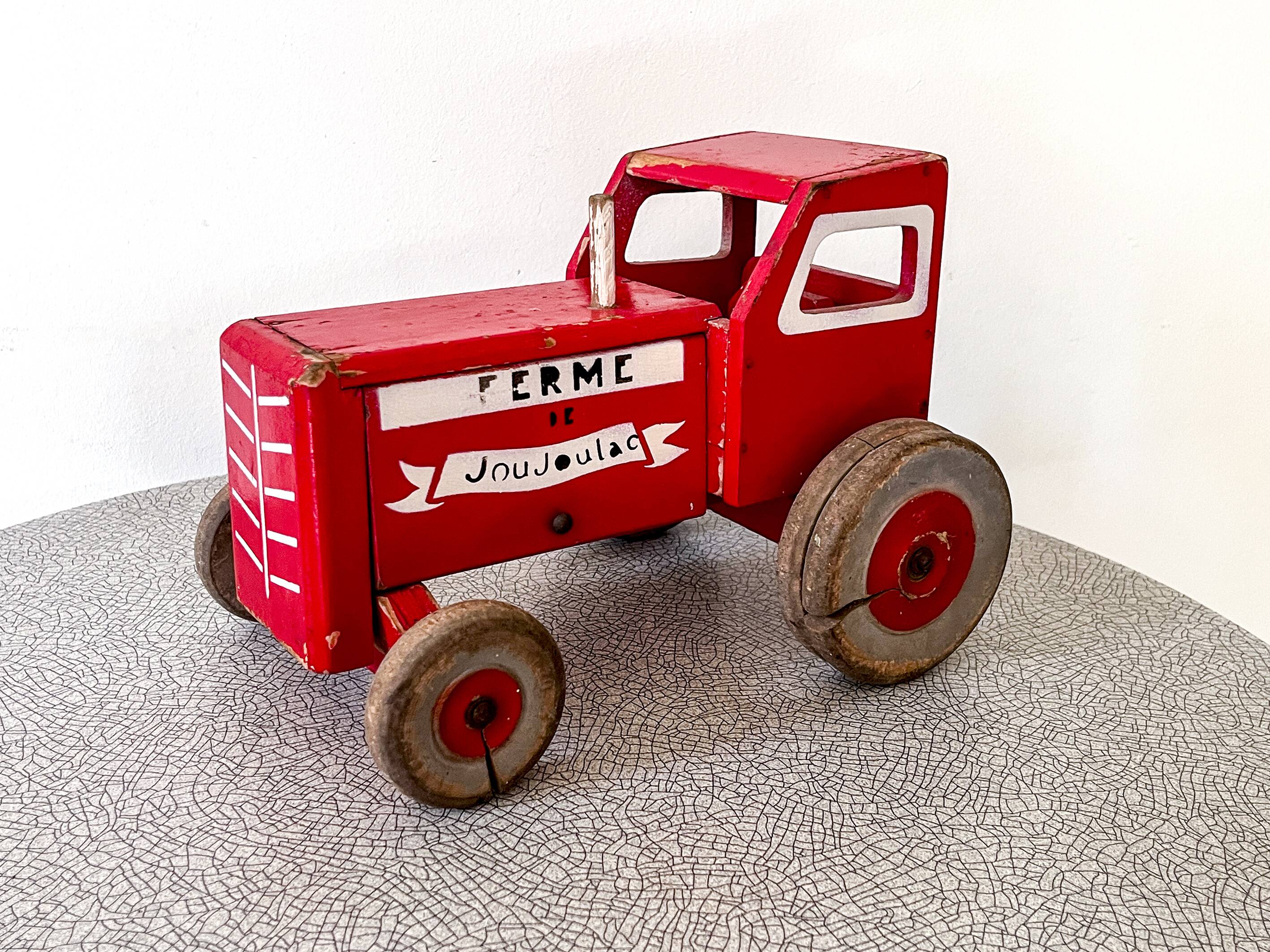 Large wooden tractor "La Ferme de Joujoulac", vintage toy.
