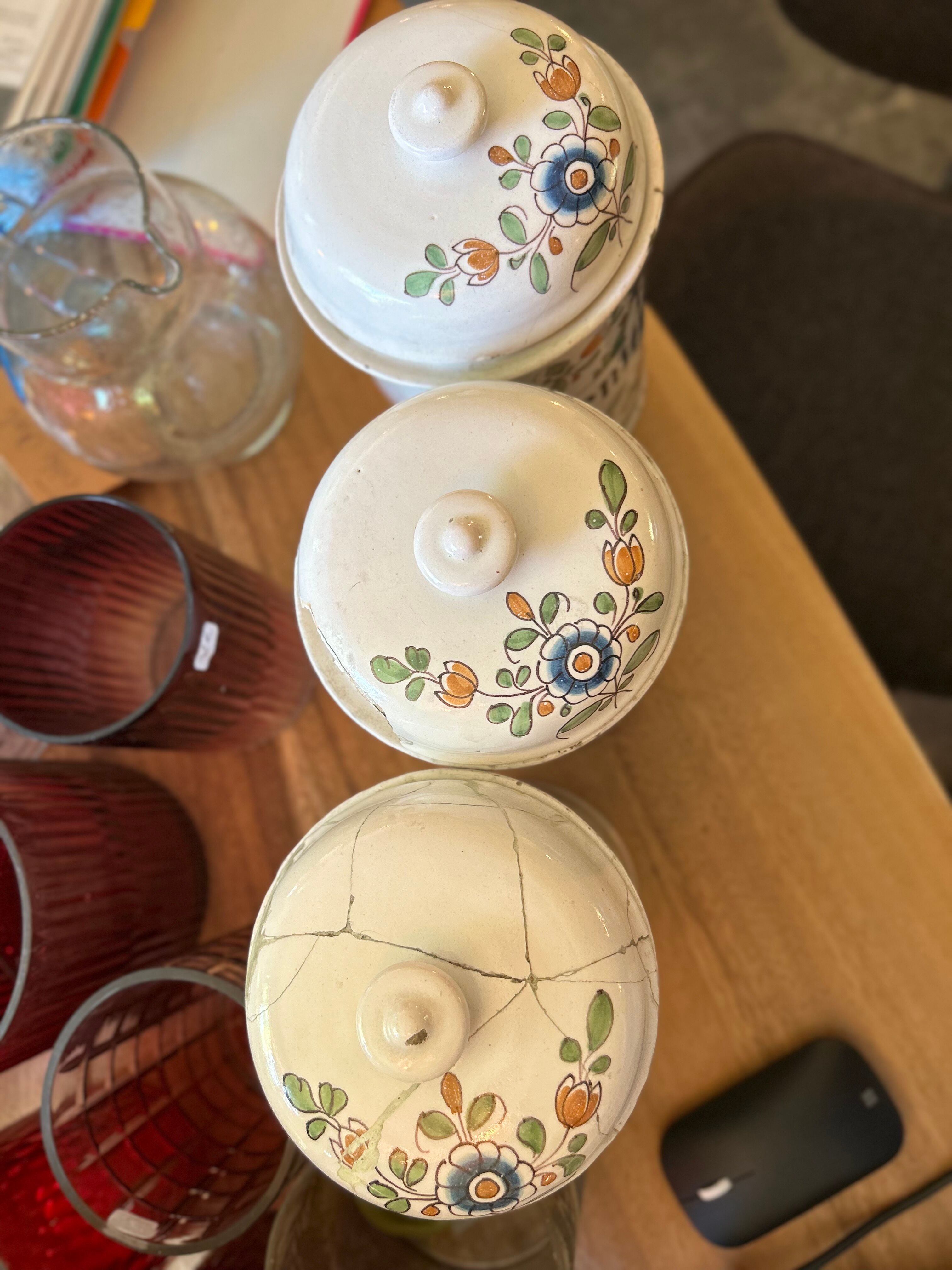 Old earthenware pharmacy pots