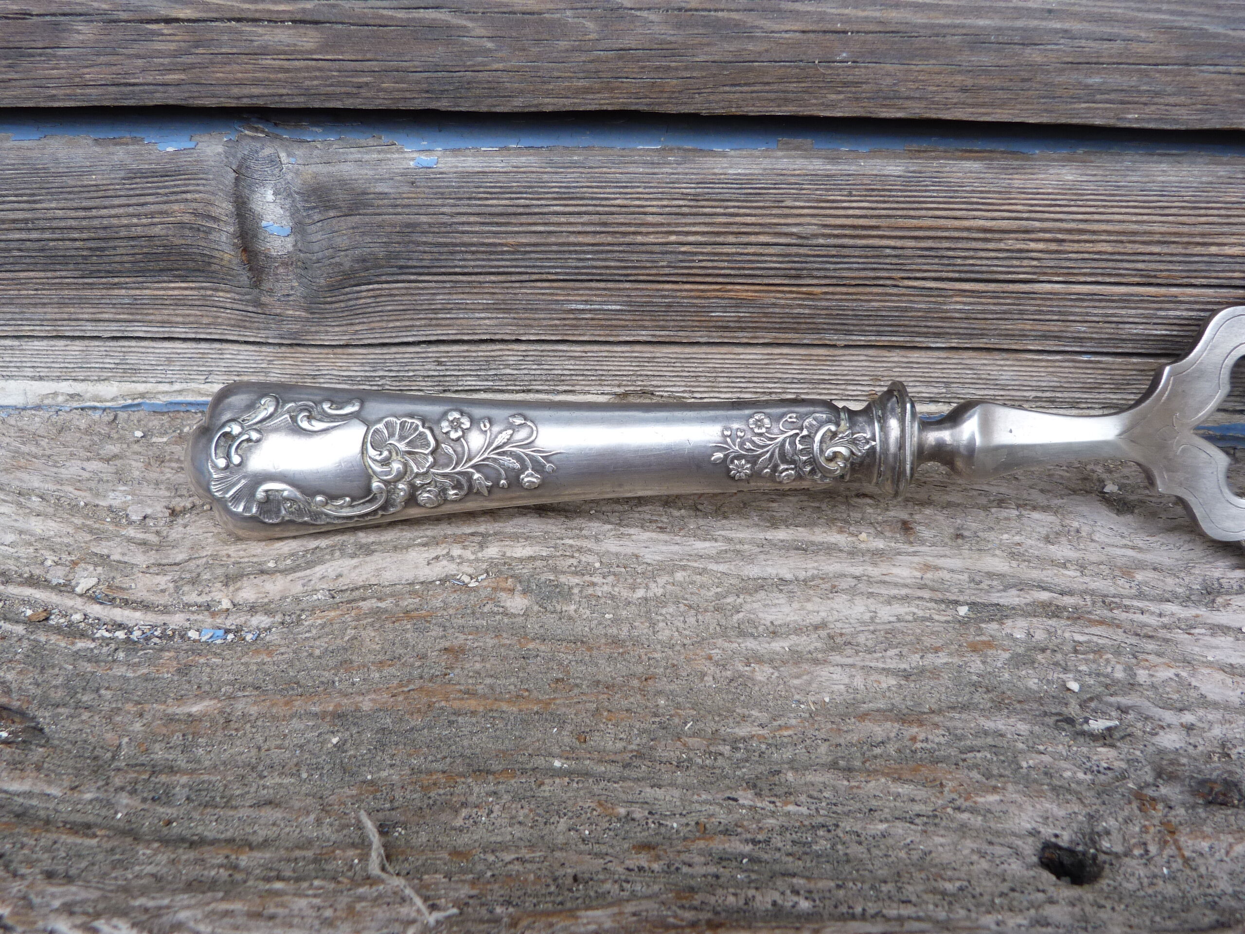 Silver fish serving shovel punch Minerva