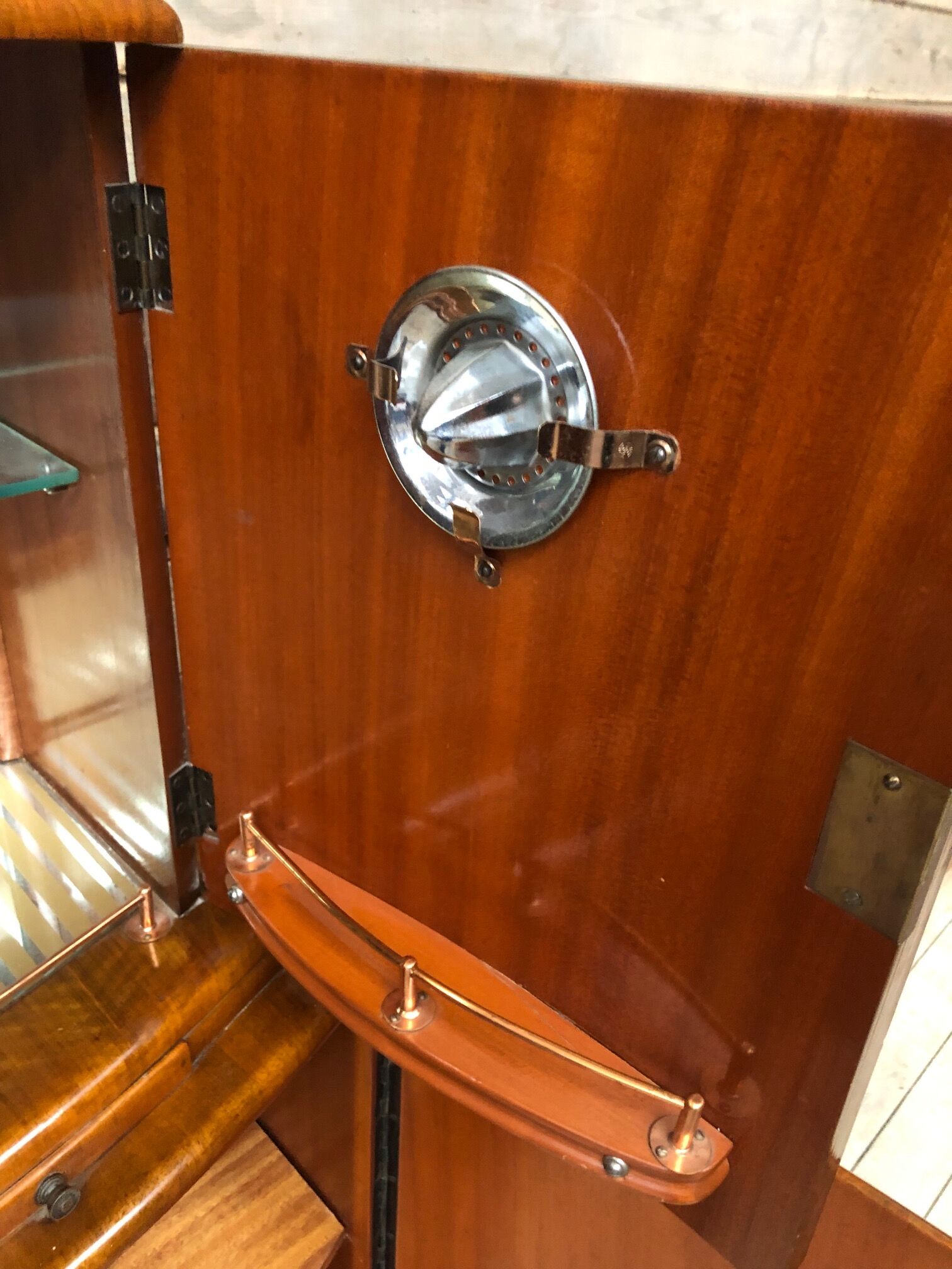 Art deco Rivington Product London bar Cabinet