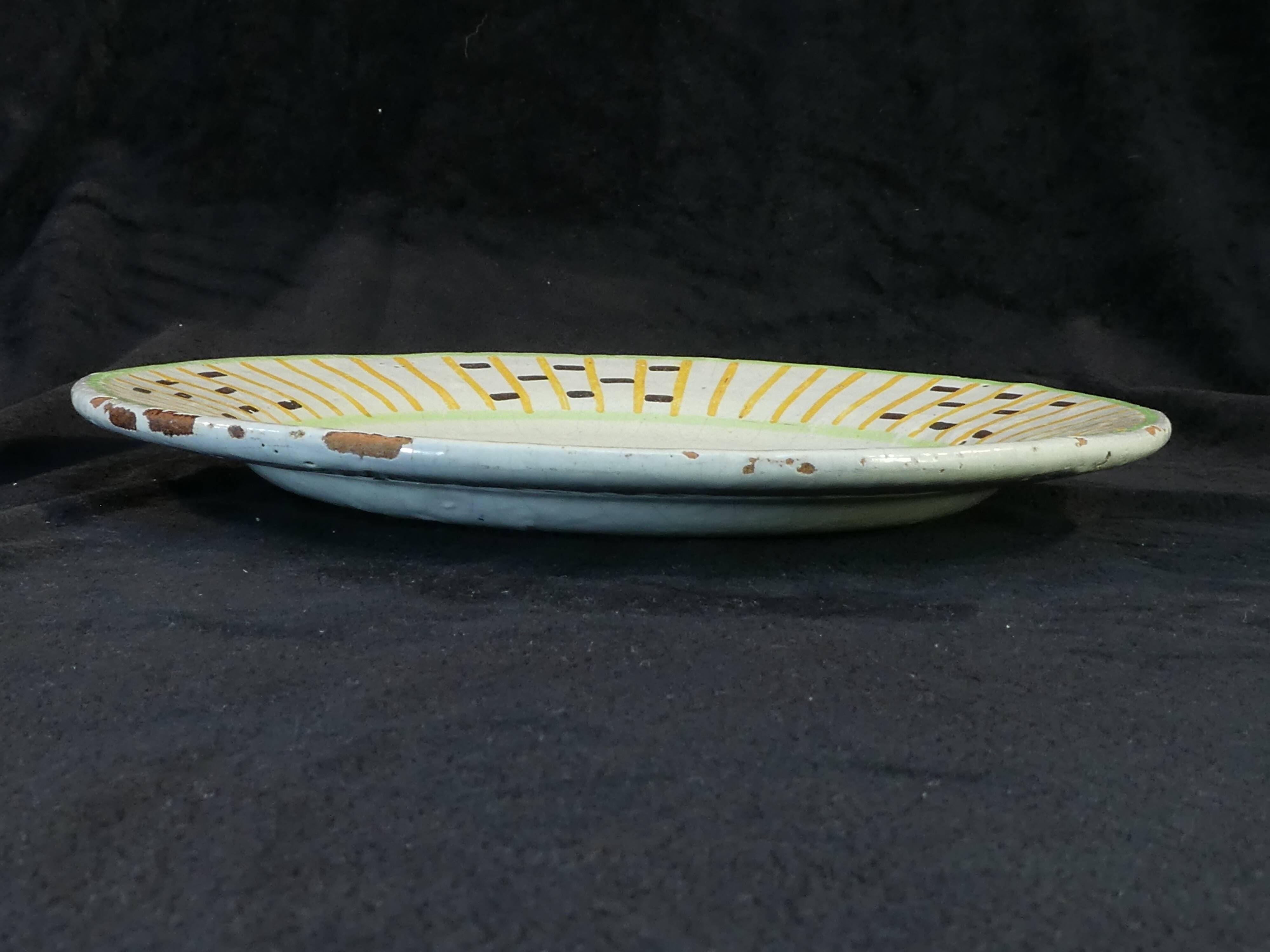 Old plate primavera decoration of woman