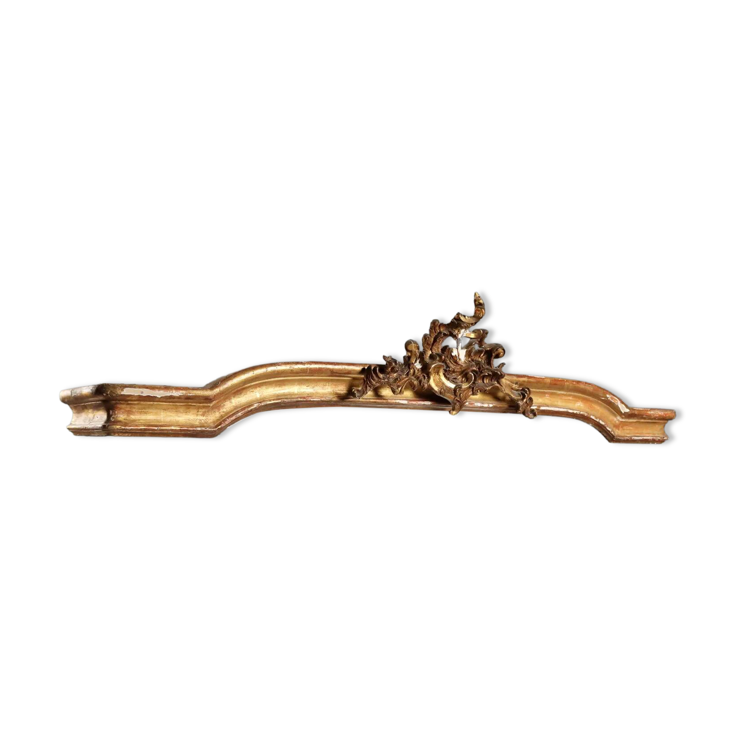 Golden wooden cornice with rocaille carving