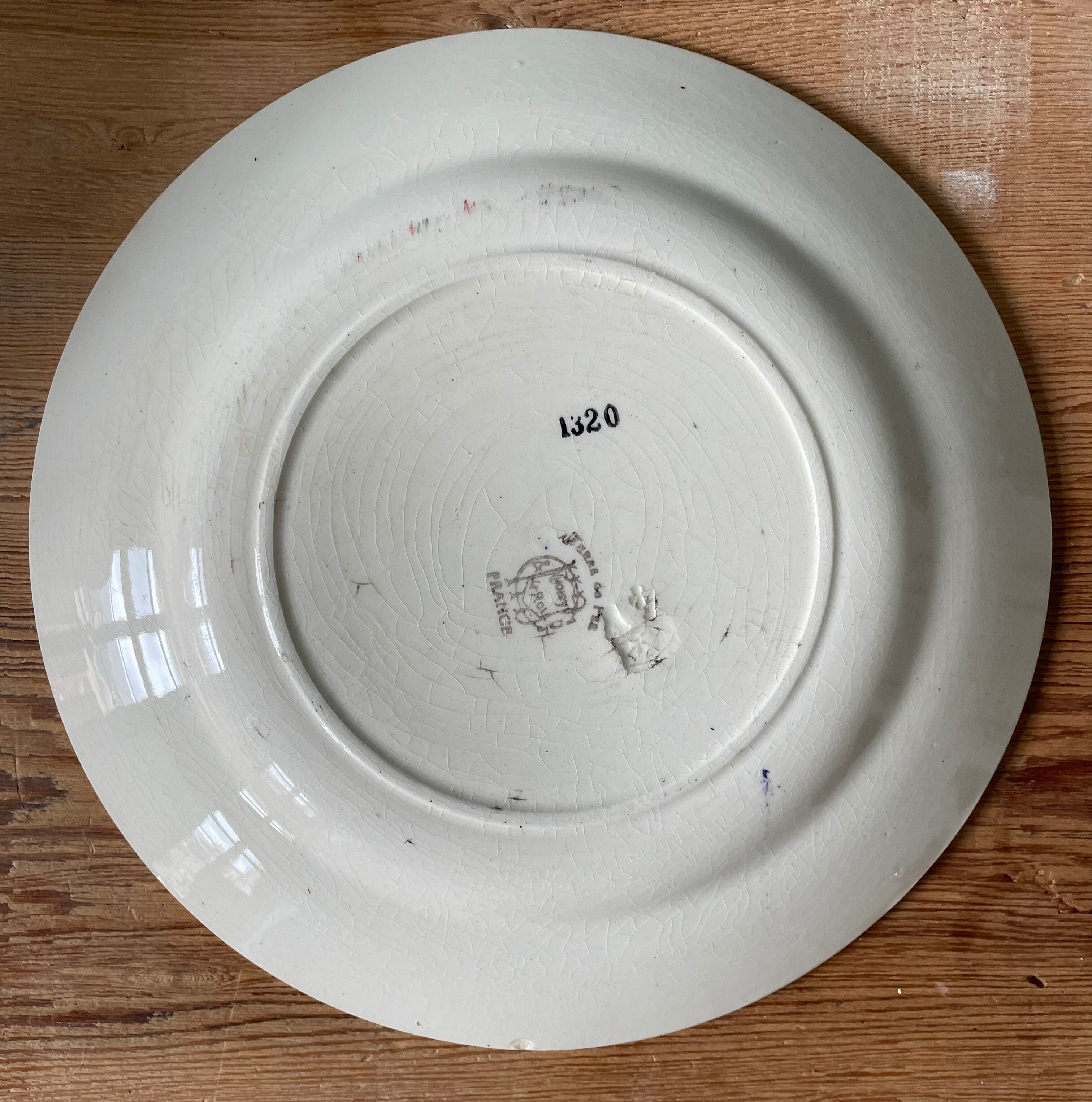 Set of 16 flat plates terre de fer choisy le roi numbered
