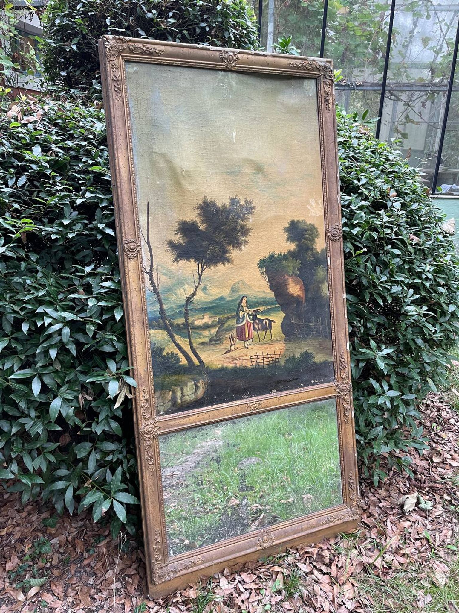 Mantelpiece mirror with bergère