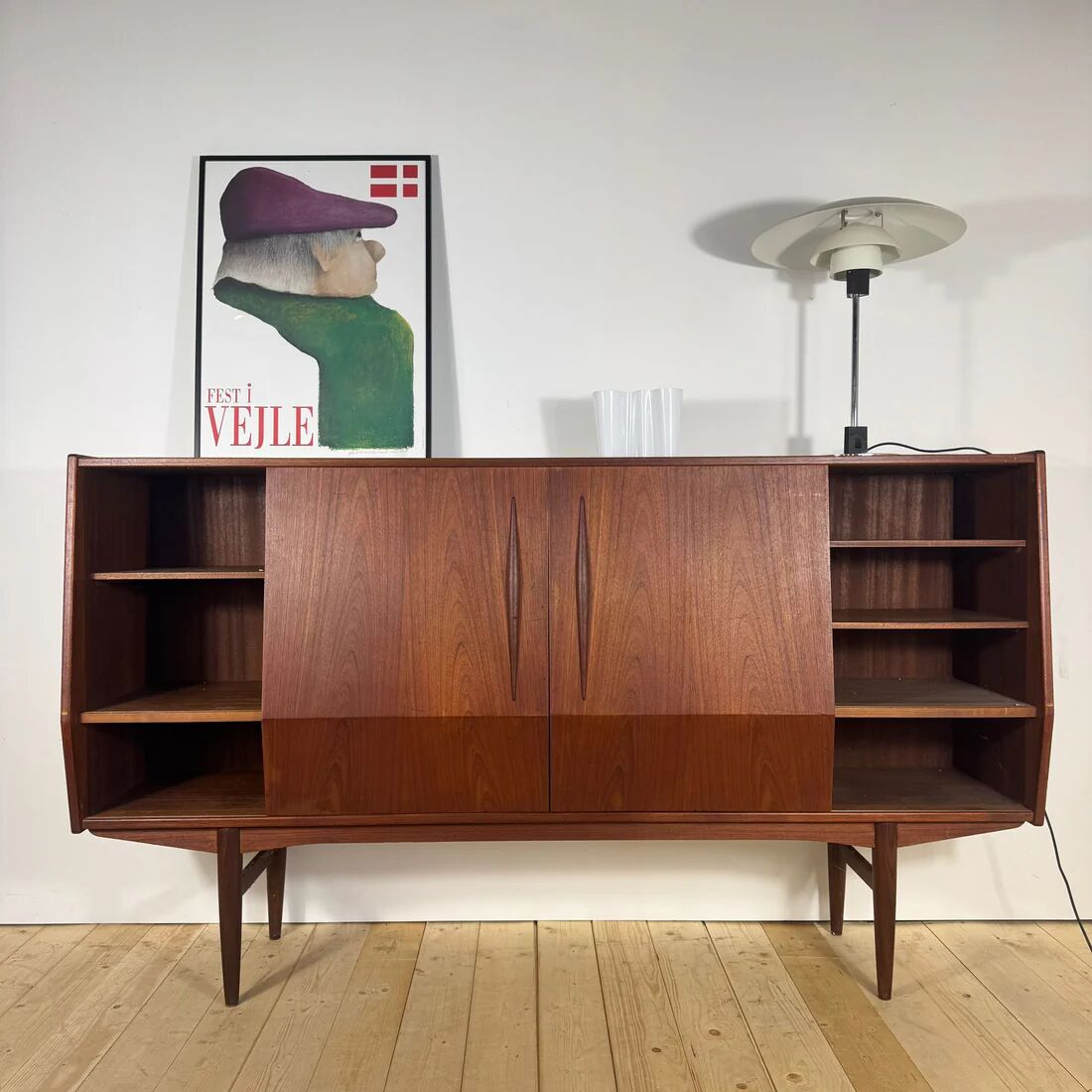Tall teak sideboard – Original 1960s Scandinavian mid-century elegance