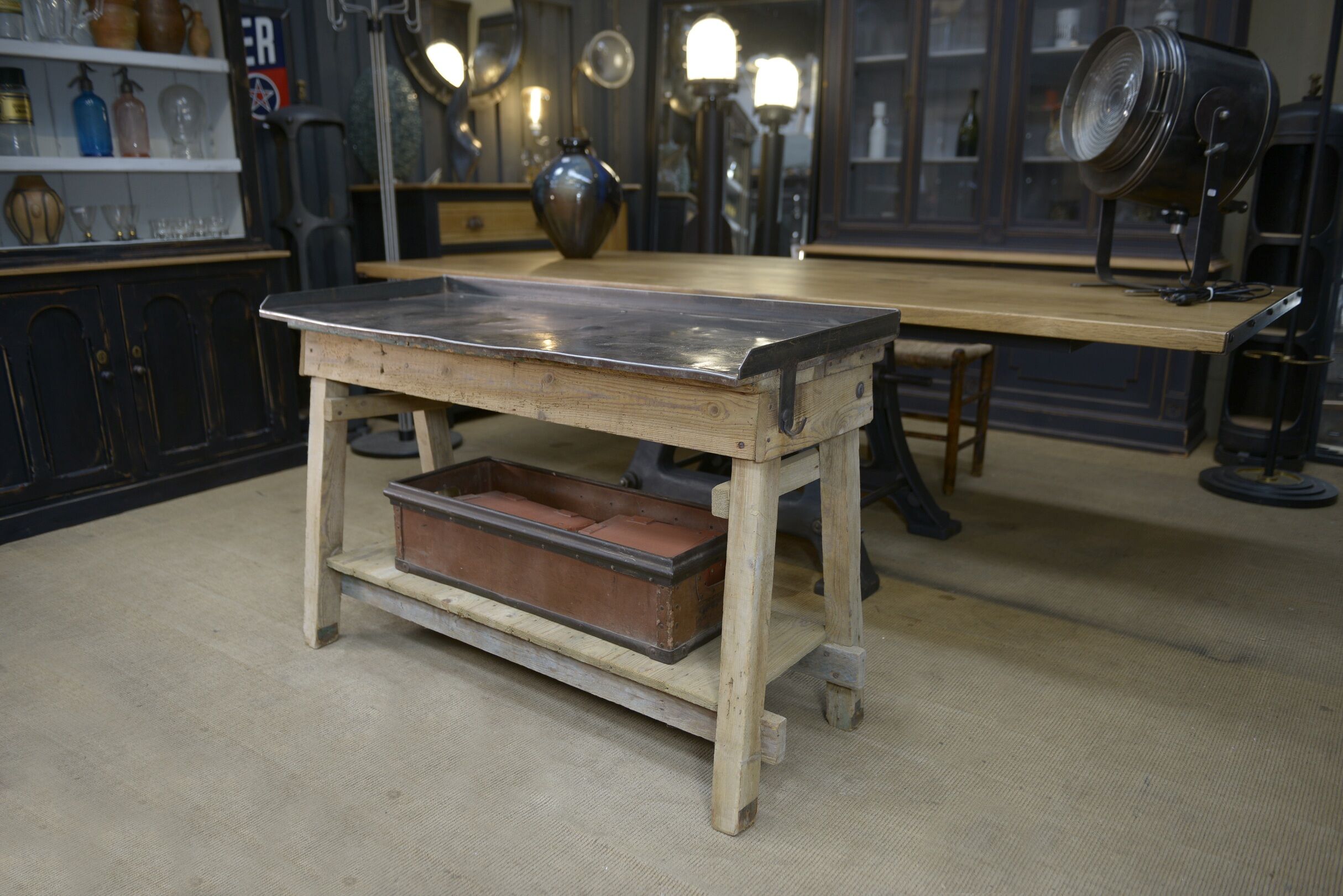 Industrial console table in fir and metal 1930