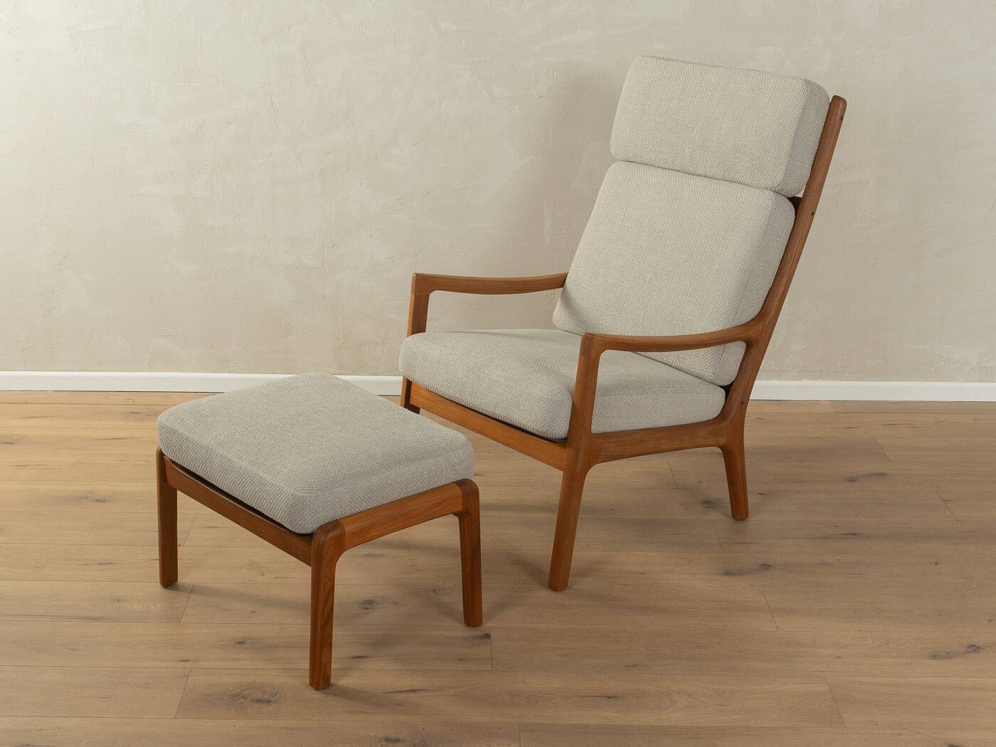 Senator armchair with stool, Ole Wanscher