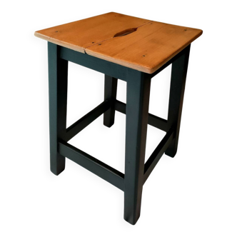 Ancien tabouret de peintre