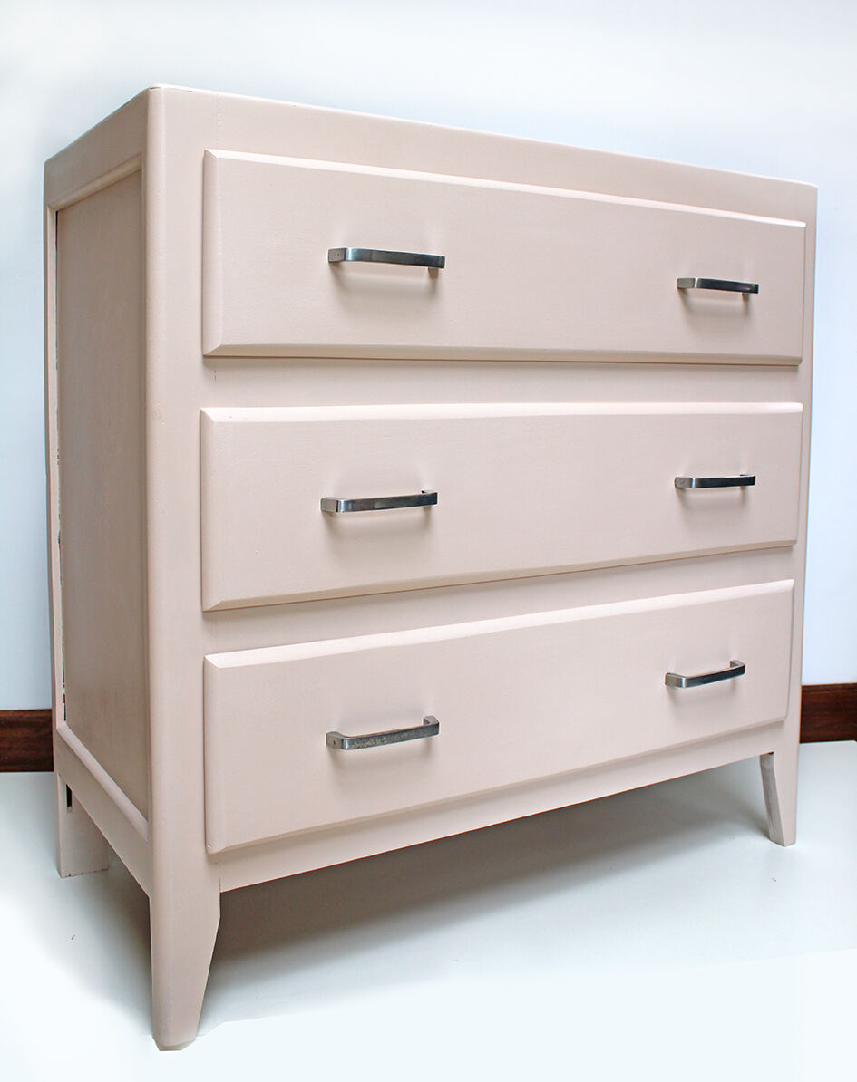 Vintage chest of drawers revisited