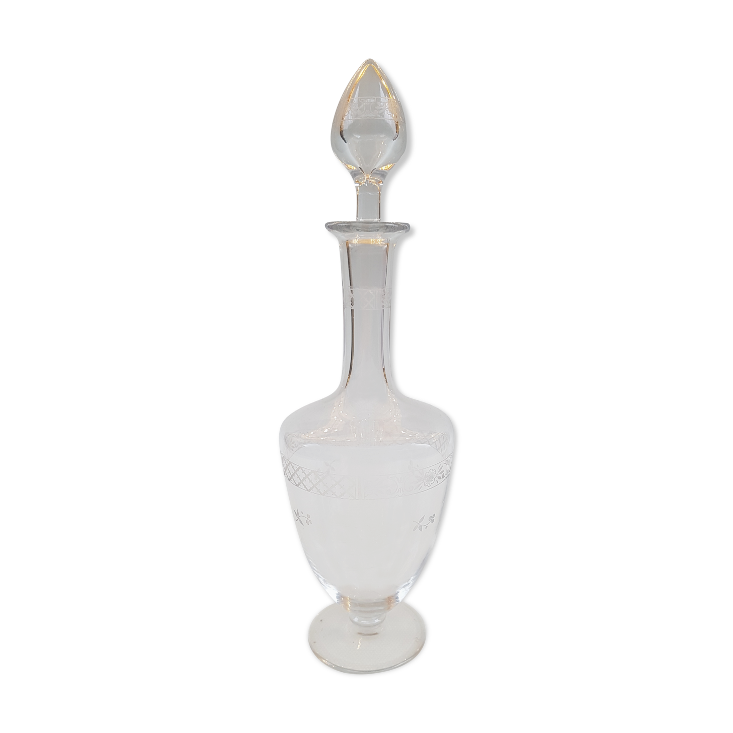 Baccarat crystal carafe, engraved frieze model, circa 1910