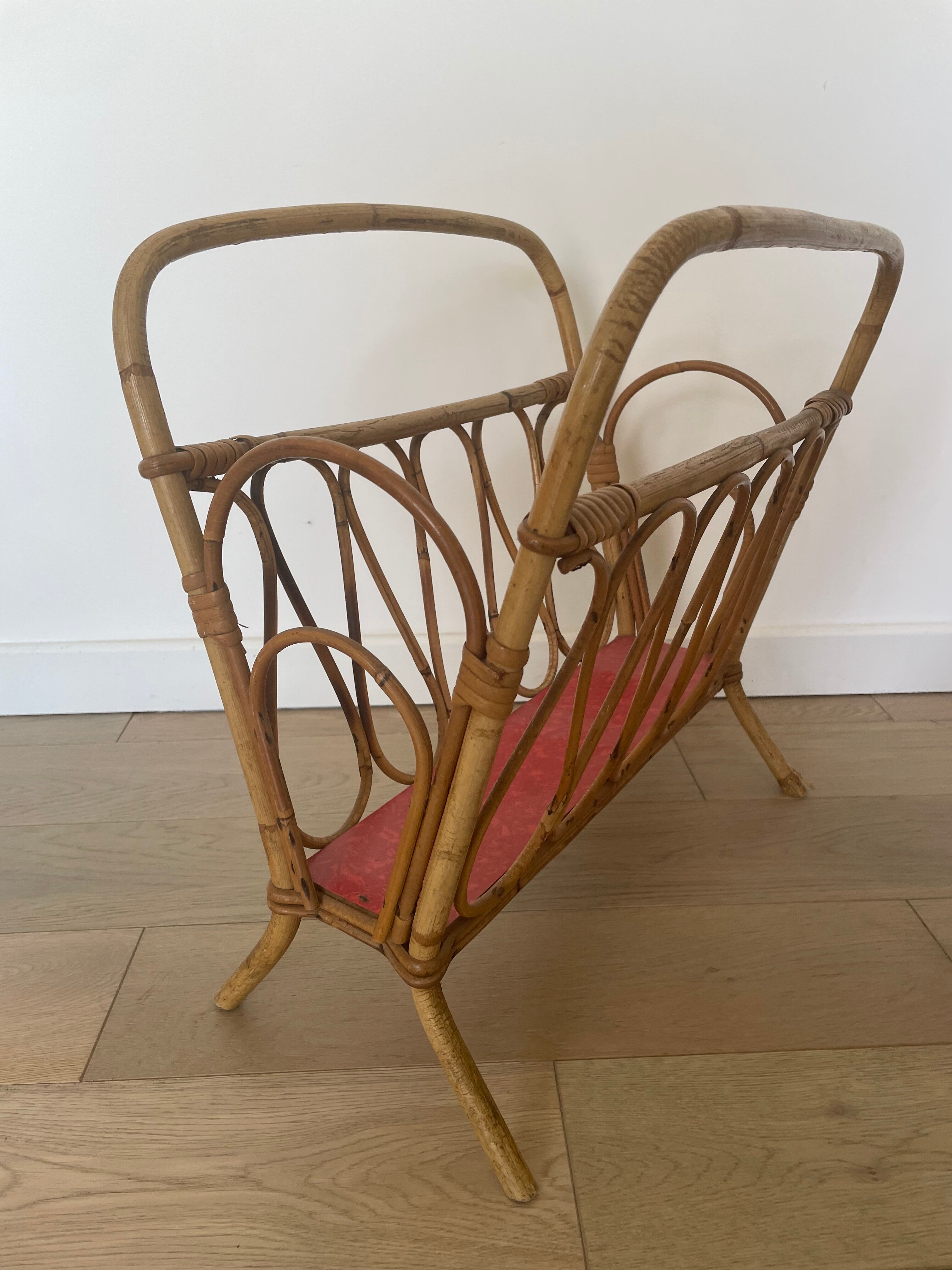 Rattan magazine holder