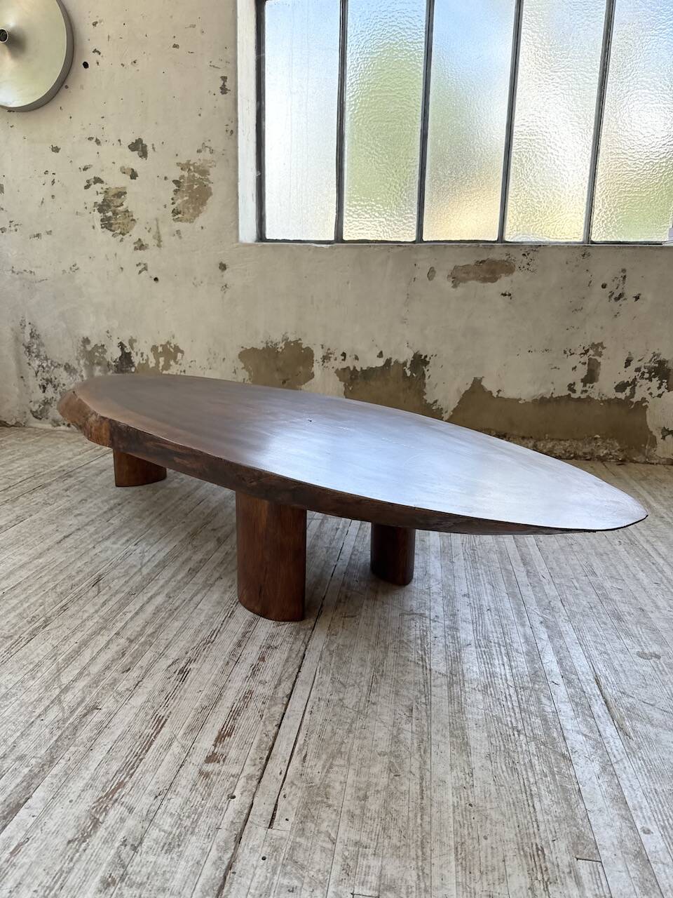Table basse années 50 plateau bois exotique XXL