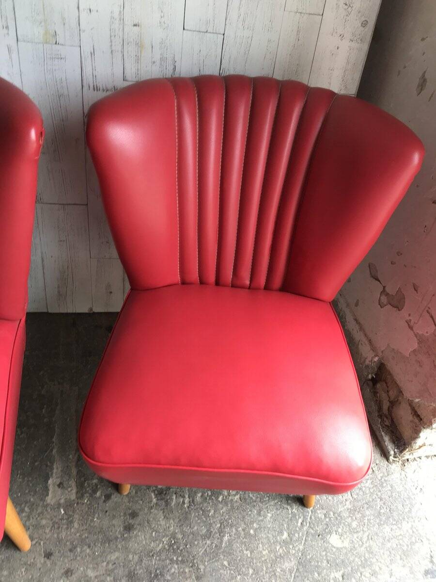 1960s vintage lounge set in purple vinyl — 2-seater sofa and 2 armchairs