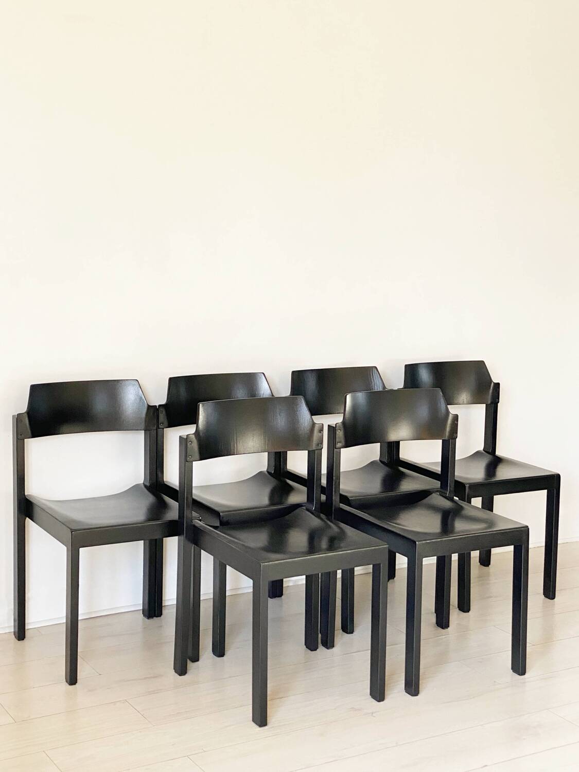 6 Schlapp-Möbel chairs