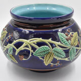 Cover-pot decor of murals in majolica Sarreguemines Majolica earthenware