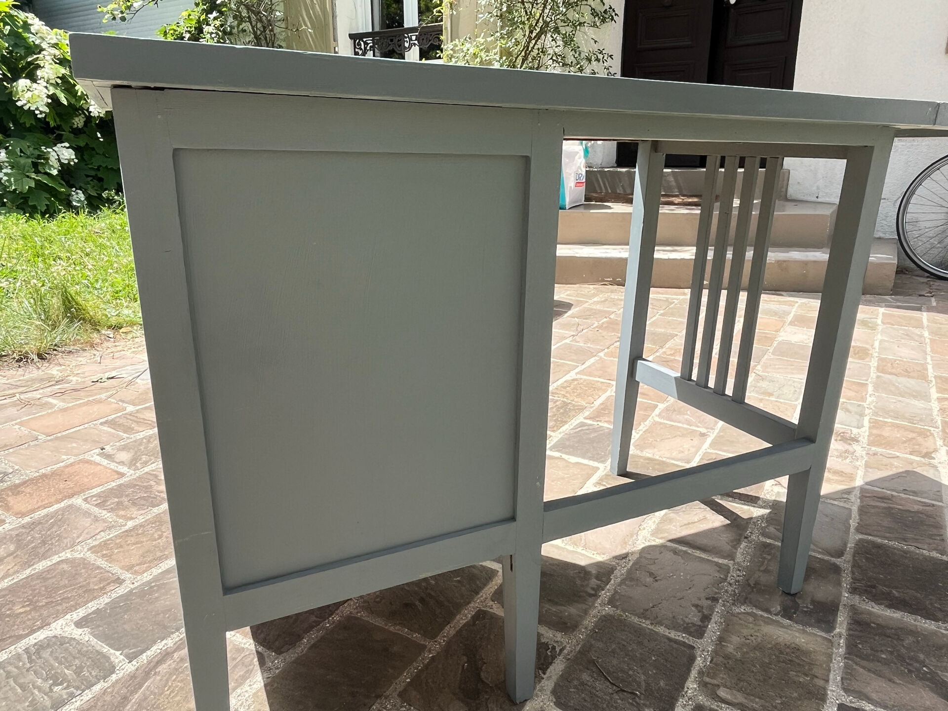 Petit bureau vintage bleu gris