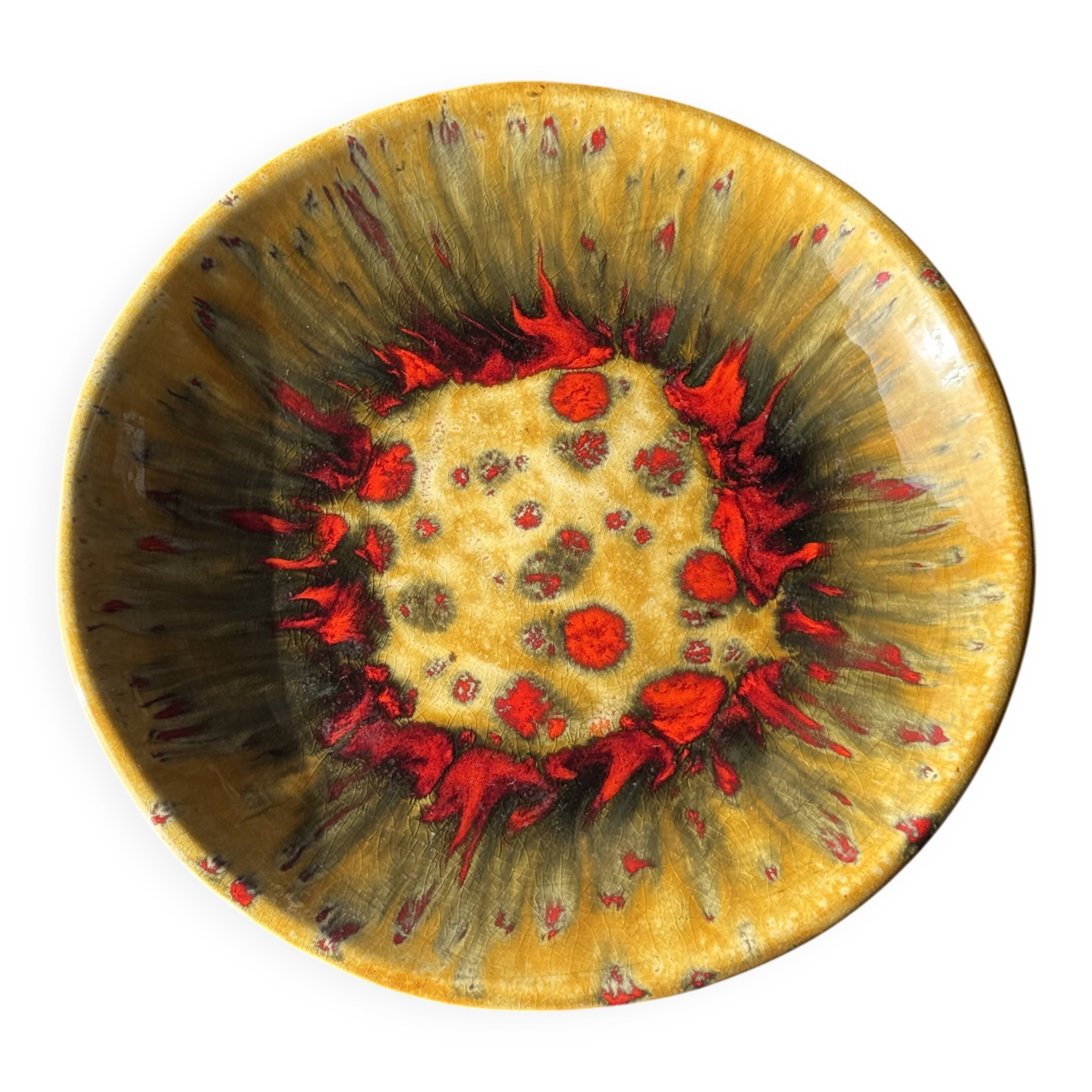 Large circular dish in West Germany style, brand JQ D35 H5.