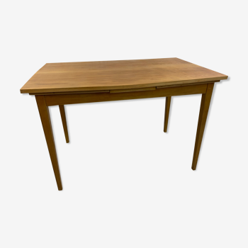 Light-wood dining table by L'bke