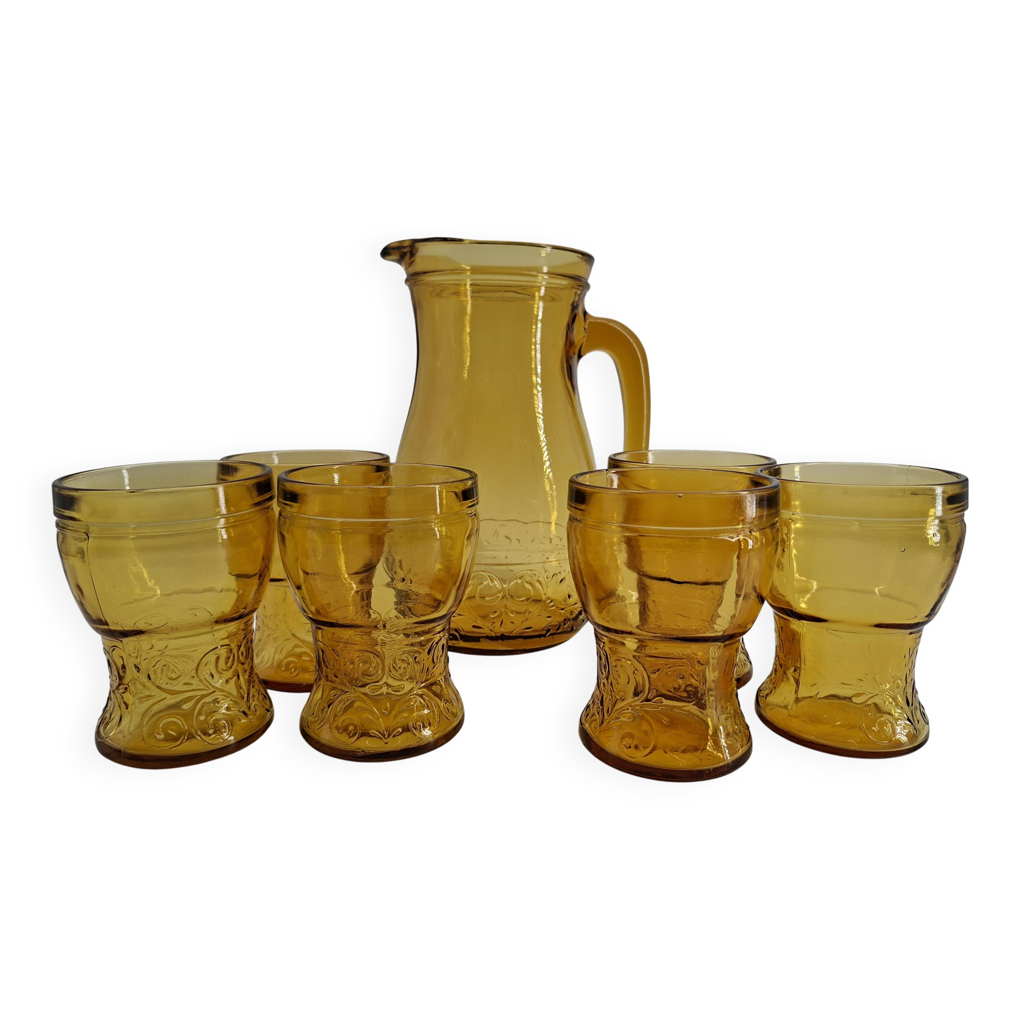 Amber glass lemonade service