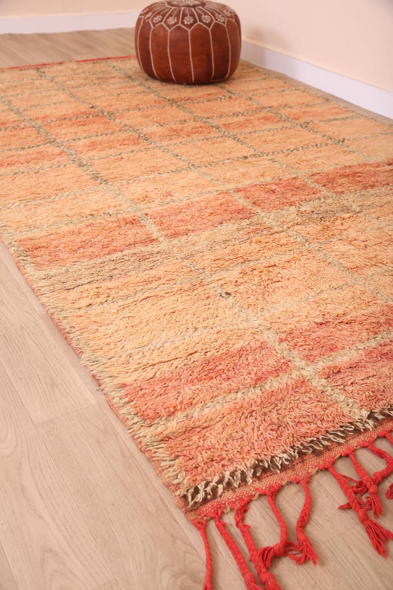 Peach Vintage Moroccan Rug 175 x 285 cm, Berber Wool Rug Handmade, Boho Rug