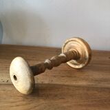 Old hat holder