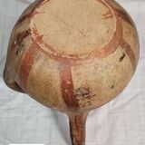 Poterie traditionnelle kabyle / berbère en terre cuite ornée de motifs (2)