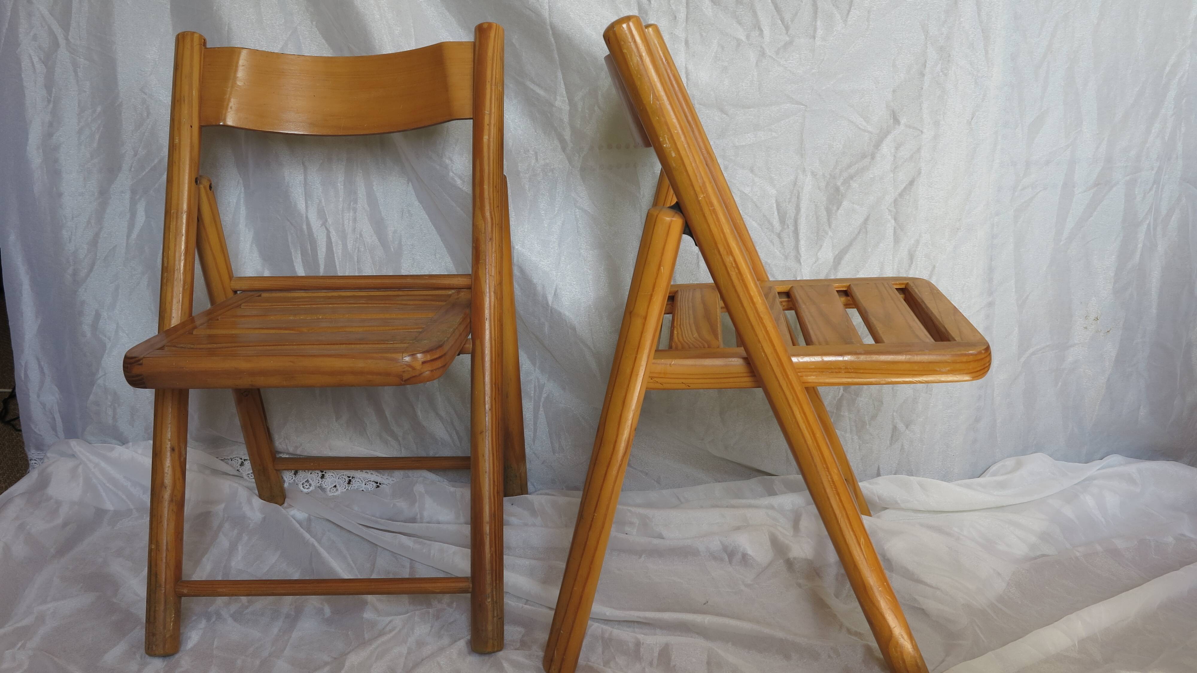 pair of pine folding chairs