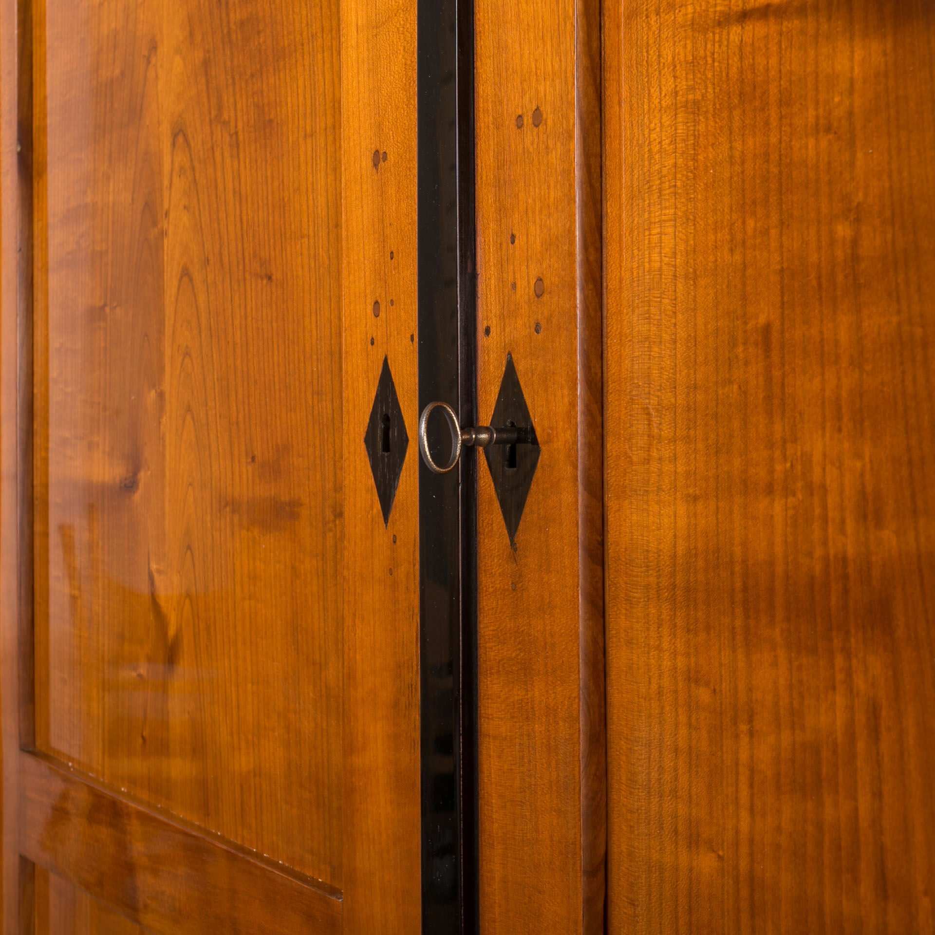 Biedermeier wardrobe in solid cherrywood veneer, germany, 19th century