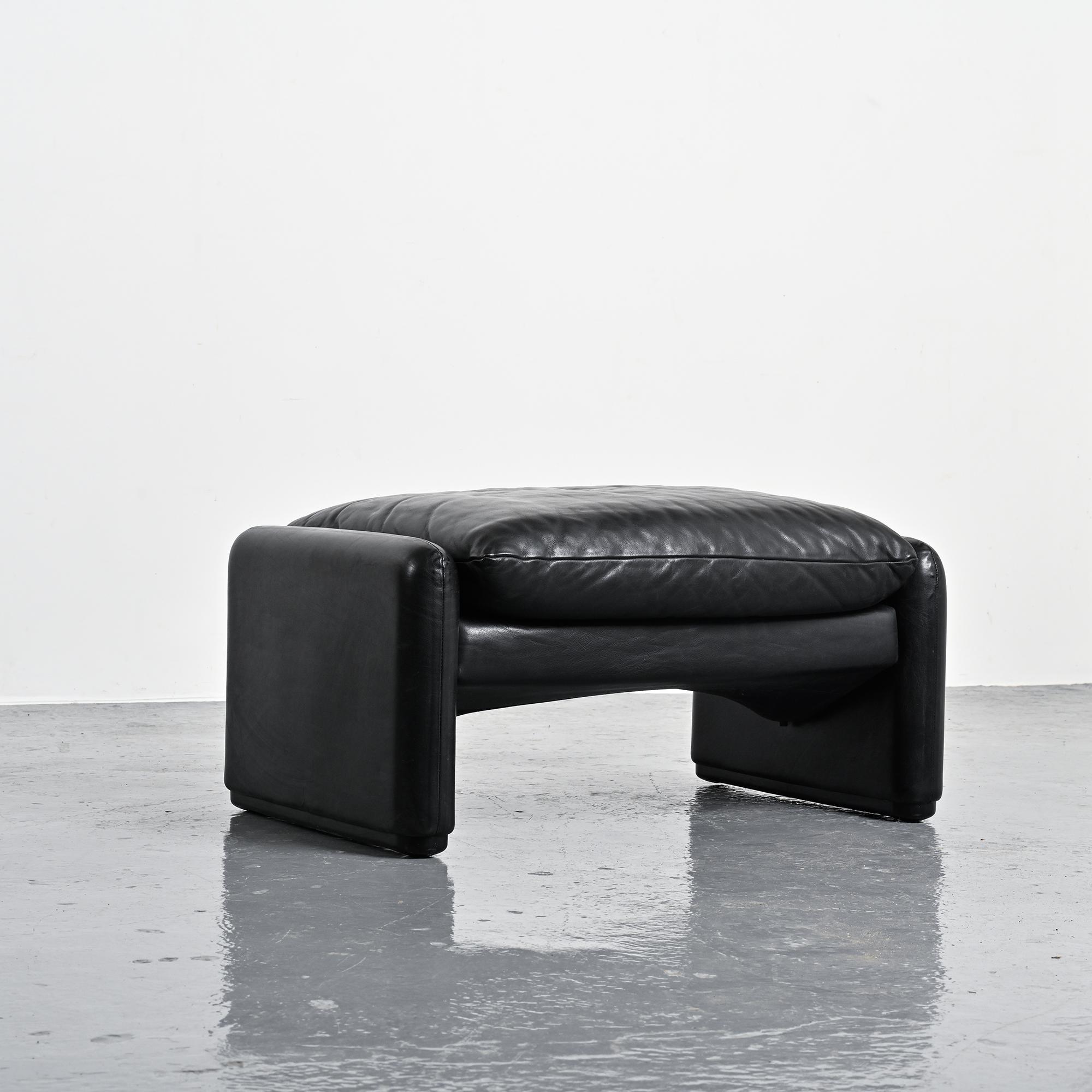 Pair of Maralunga ottomans, Vico Magistretti for Cassina, Italy, 1973