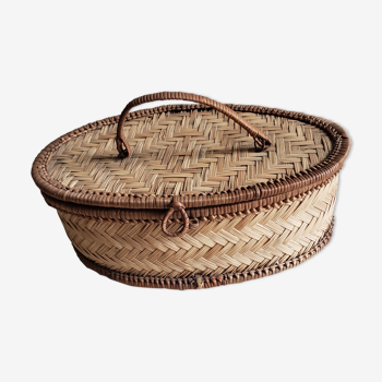 Old oval rattan box