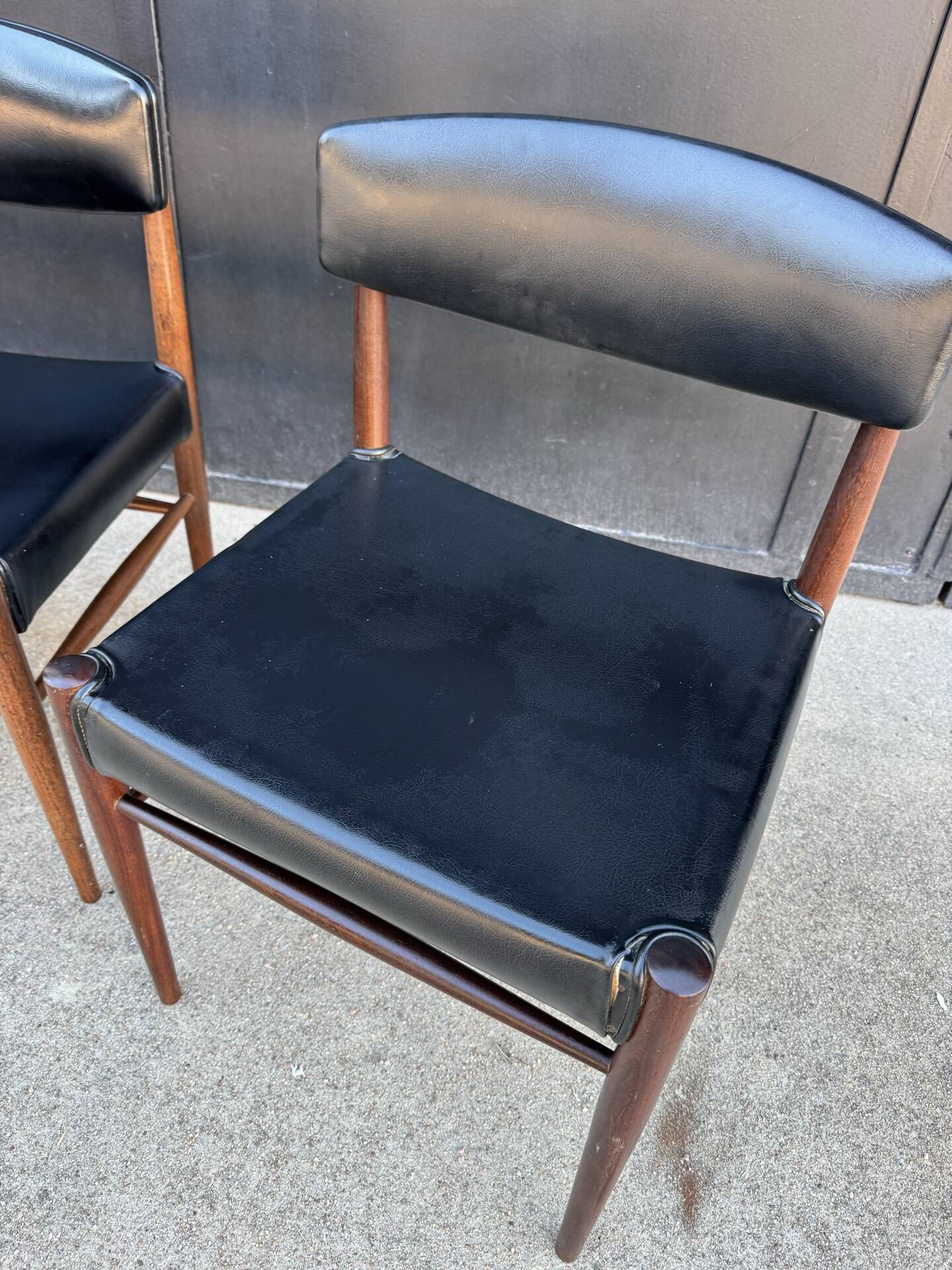 Chaises style scandinave années 60
