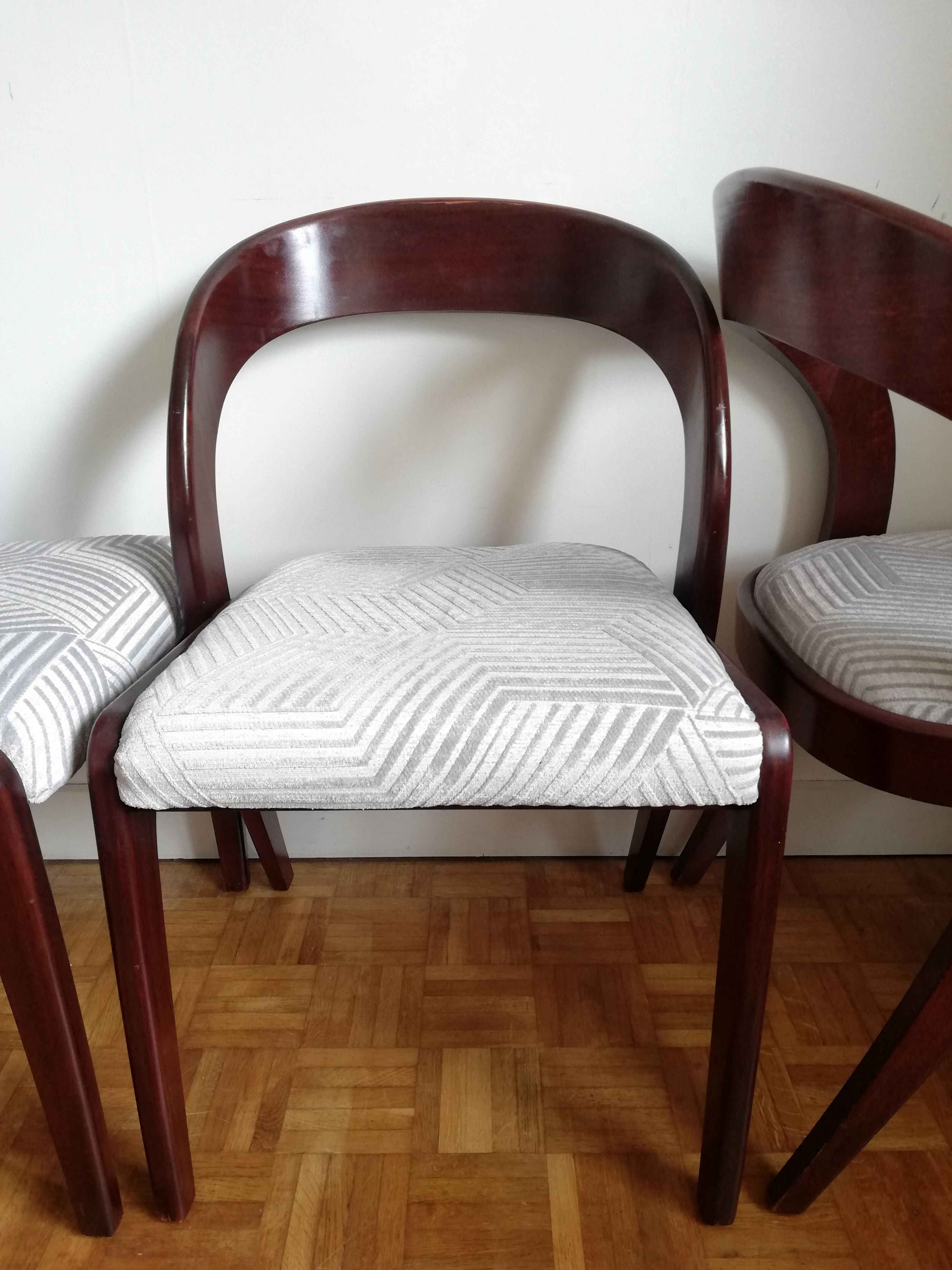 Suite of 4 Baumann gondola chairs renovated